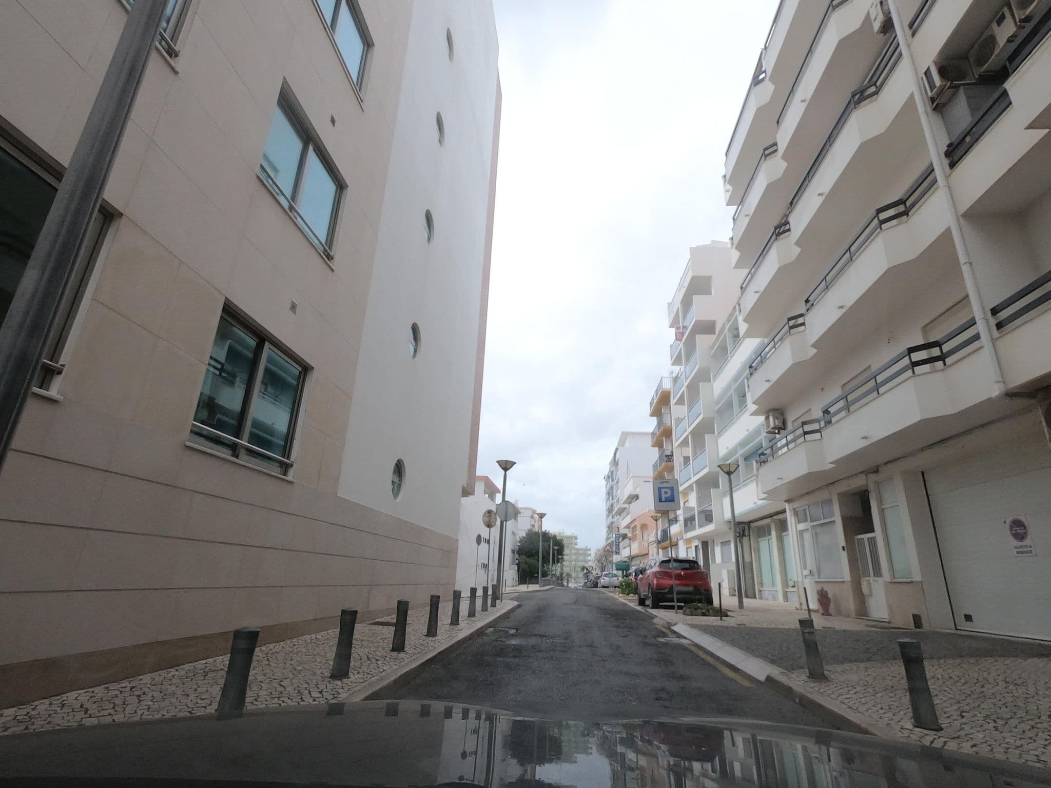 Street view near Pensão Promar, Monte Gordo — © filohipo (CC BY-SA · Mapillary)