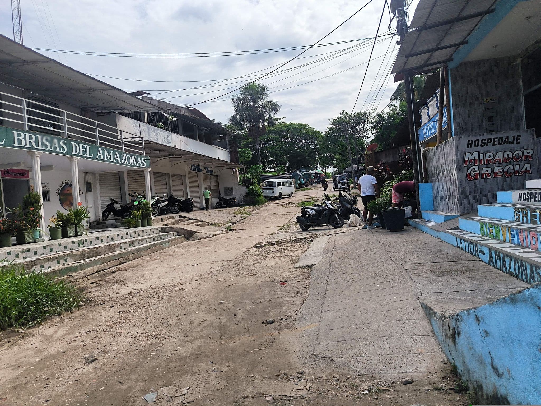 Street view near Las Brisas, Leticia — © johnarupire (CC BY-SA · Mapillary)