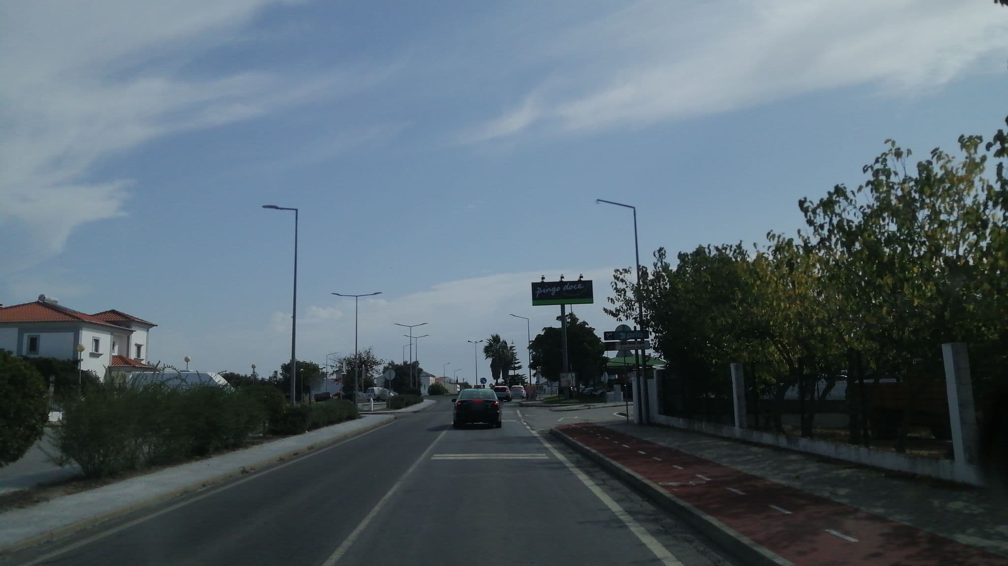 Street view near Hotel Província, Reguengos de Monsaraz — © kanimanbo (CC BY-SA · Mapillary)