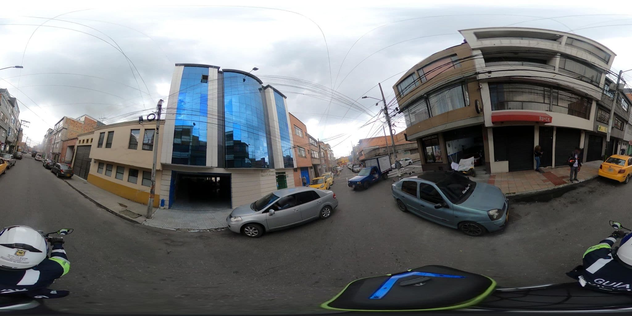 Street view near Las Ferias, Barrio San Luis — © rbolivar (CC BY-SA · Mapillary)
