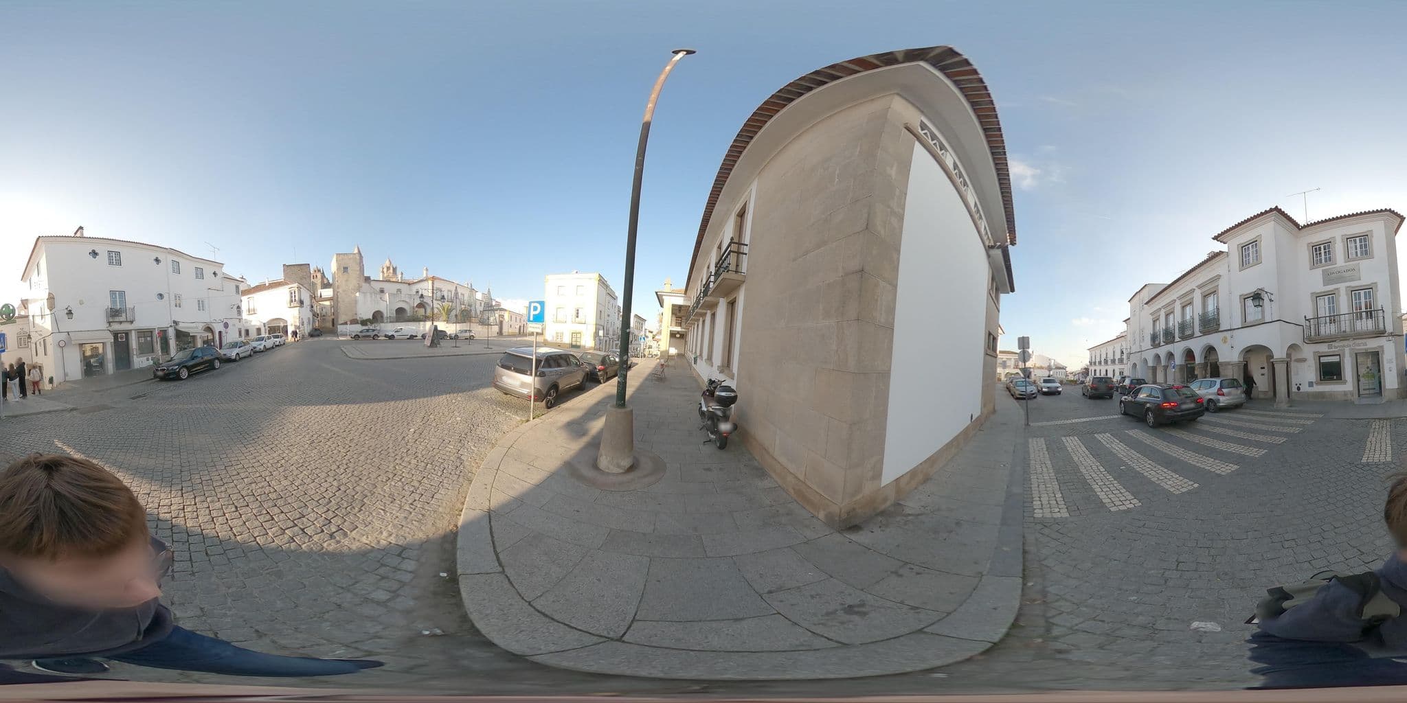 Street view near Moura Suites Hotel, Évora — © RemiSimonnin (CC BY-SA · Mapillary)