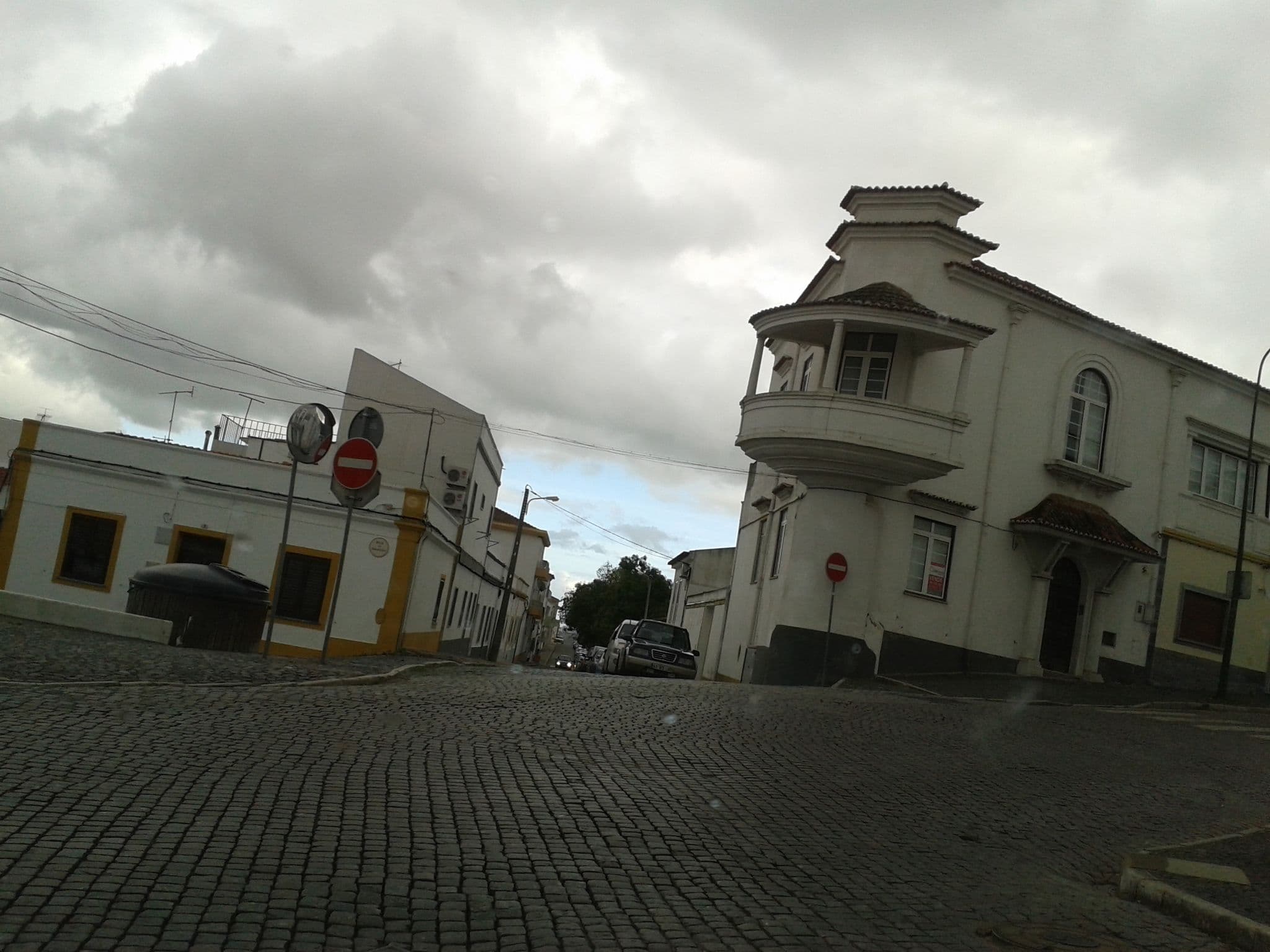 Street view near Casa de Hóspedes Pax Julia, Beja — © rudolfmayer (CC BY-SA · Mapillary)