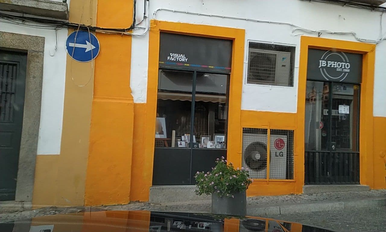 Street view near Pensão Giraldo, Évora — © sanjorgepinho (CC BY-SA · Mapillary)