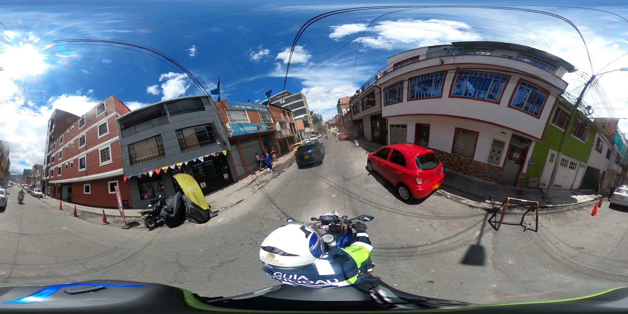 Street view near Amaretto, Bogotá — © rbolivar (CC BY-SA · Mapillary)