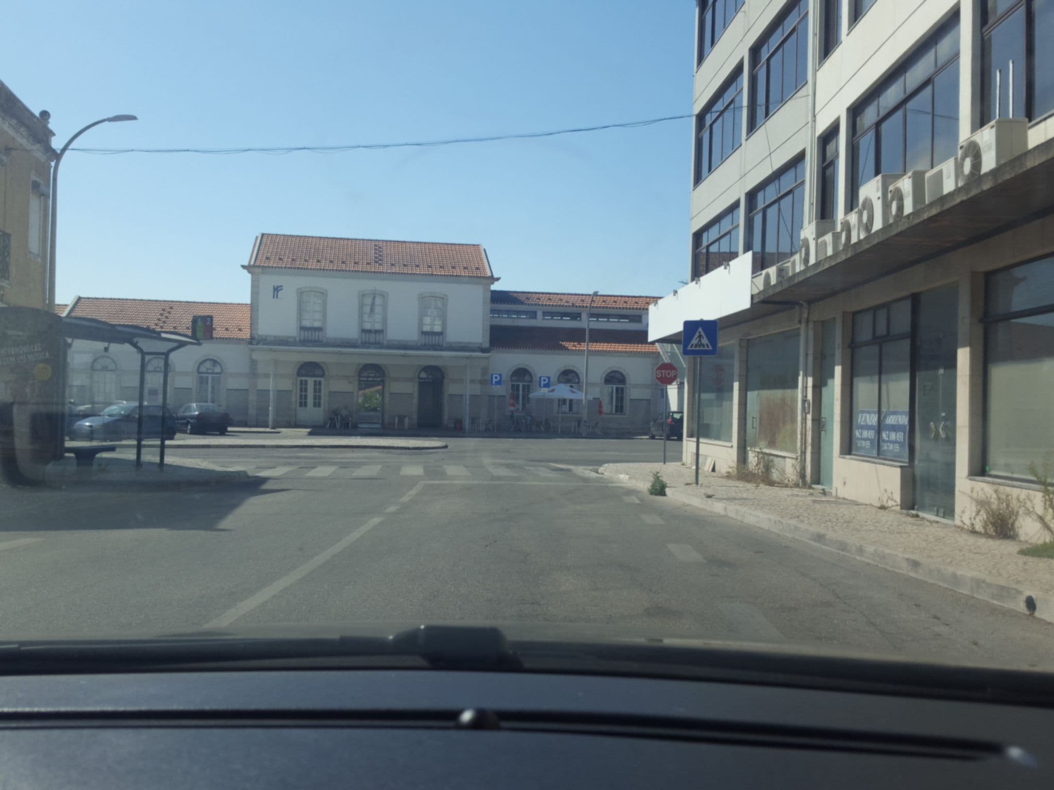 Street view near Hotel Center de Monte Real, S.a., Leiria — © j0n4s13 (CC BY-SA · Mapillary)