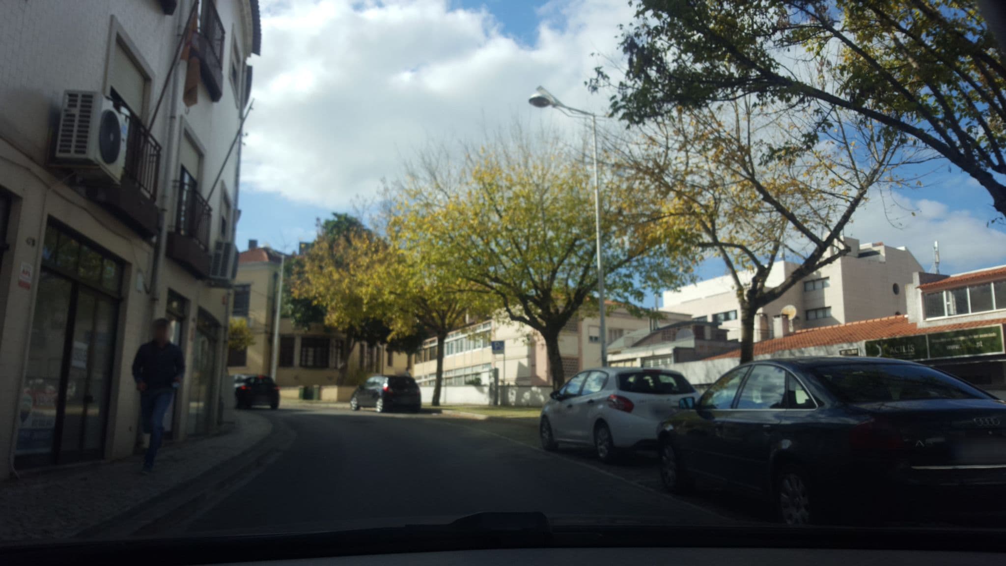 Street view near Josabete C Andrade Vitorino, Leiria — © j0n4s13 (CC BY-SA · Mapillary)