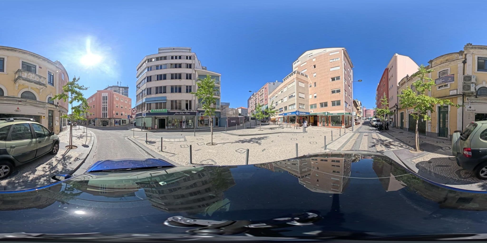 Street view near Peter's Guesthouse, Aveiro — © jneiva (CC BY-SA · Mapillary)
