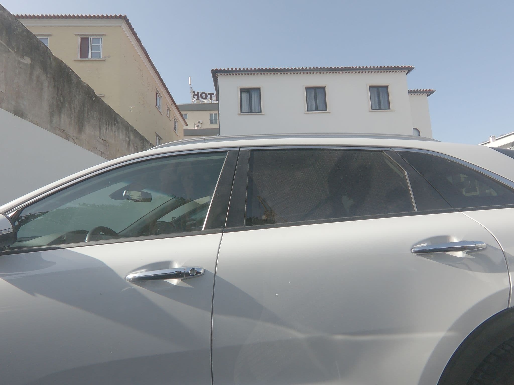 Street view near Room 101, Leiria — © sanjorgepinho (CC BY-SA · Mapillary)