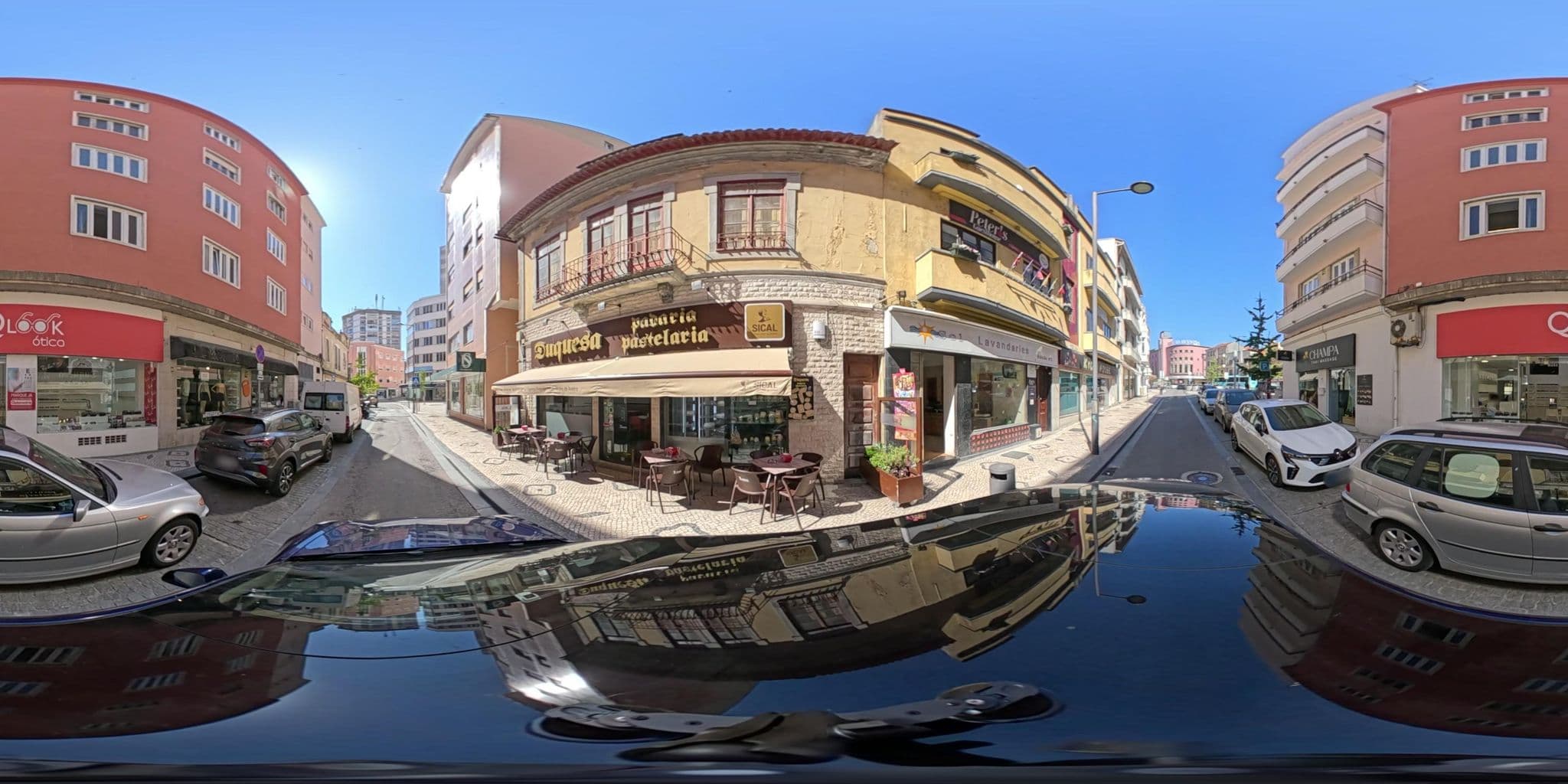Street view near Hospedaria Familiar, Aveiro — © jneiva (CC BY-SA · Mapillary)
