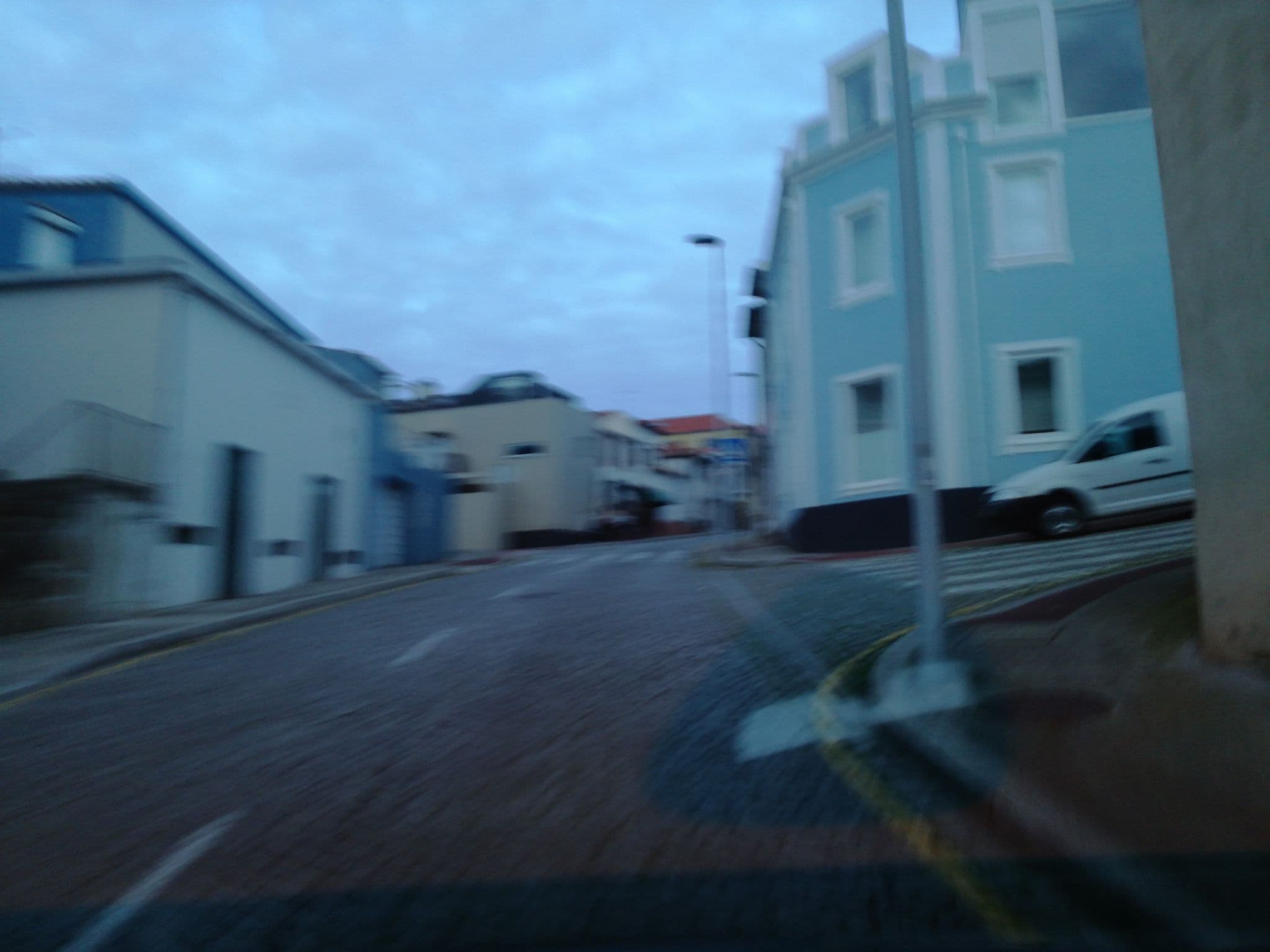 Street view near hipster's dream by the river, Lordelo do Ouro — © cyberlima (CC BY-SA · Mapillary)