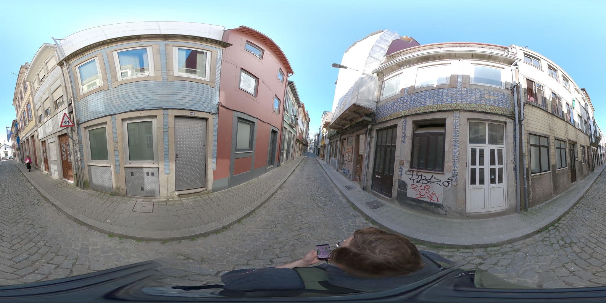 Street view near Guest House Enjoy Porto, Porto — © skfd (CC BY-SA · Mapillary)