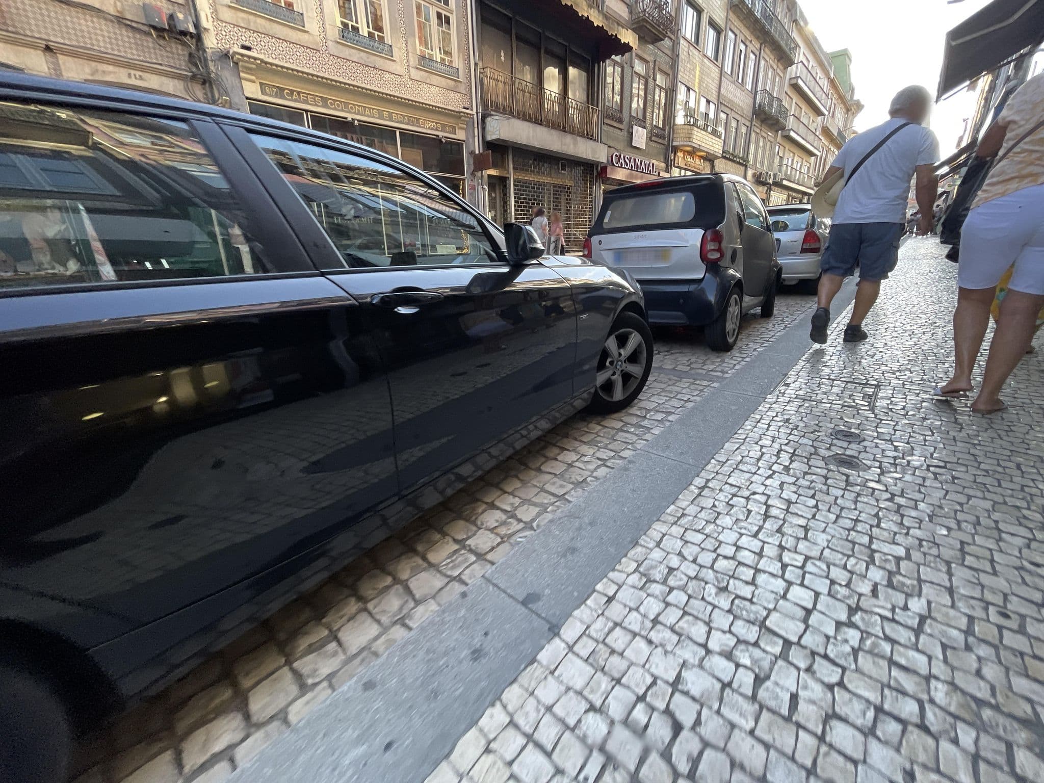 Street view near Gallery Boutique Hotel Palacio Fenizia, Porto — © egorka (CC BY-SA · Mapillary)