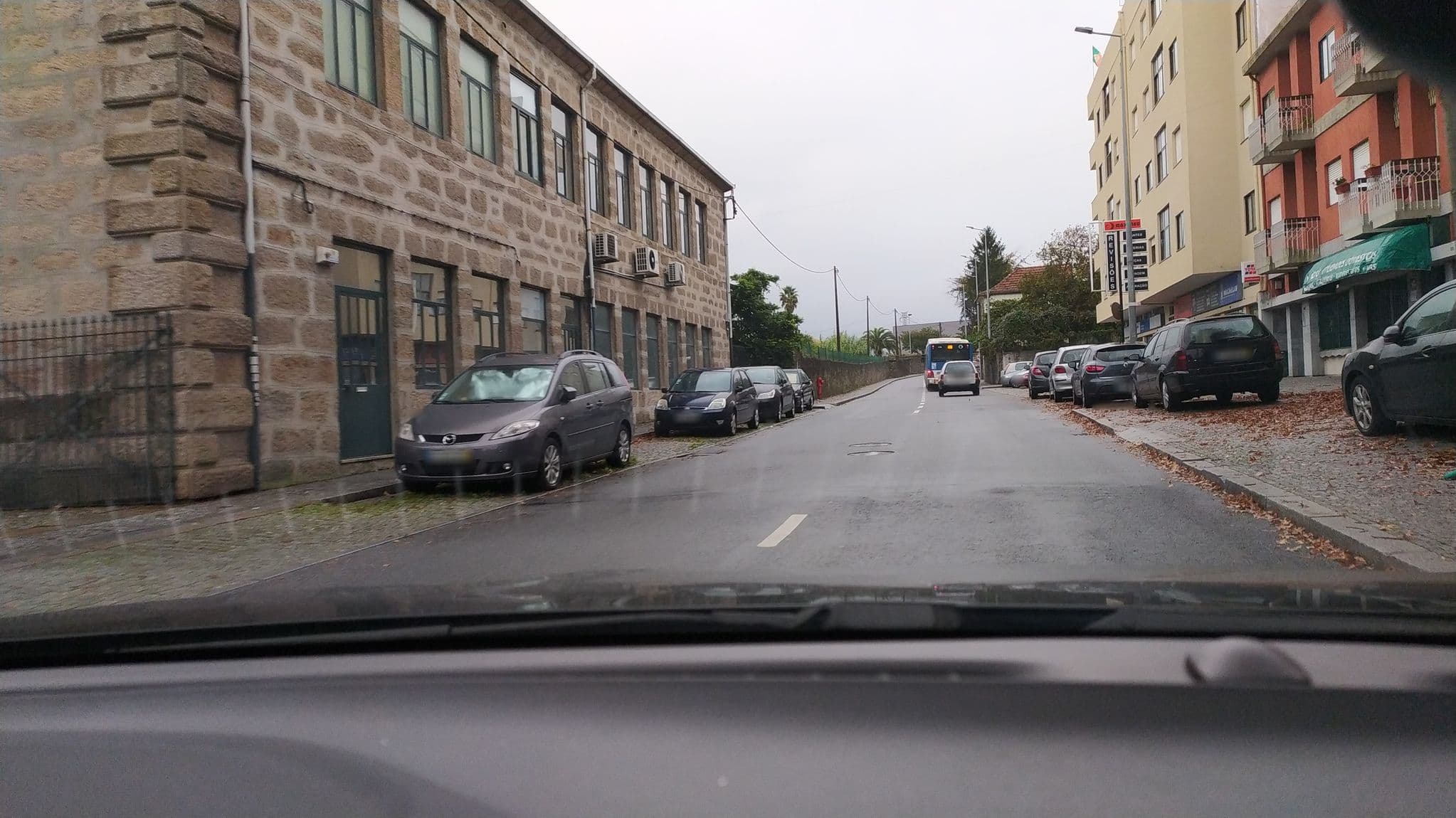 Street view near Complexo Hoteleiro em Santana, Gueifães — © chicoosm (CC BY-SA · Mapillary)