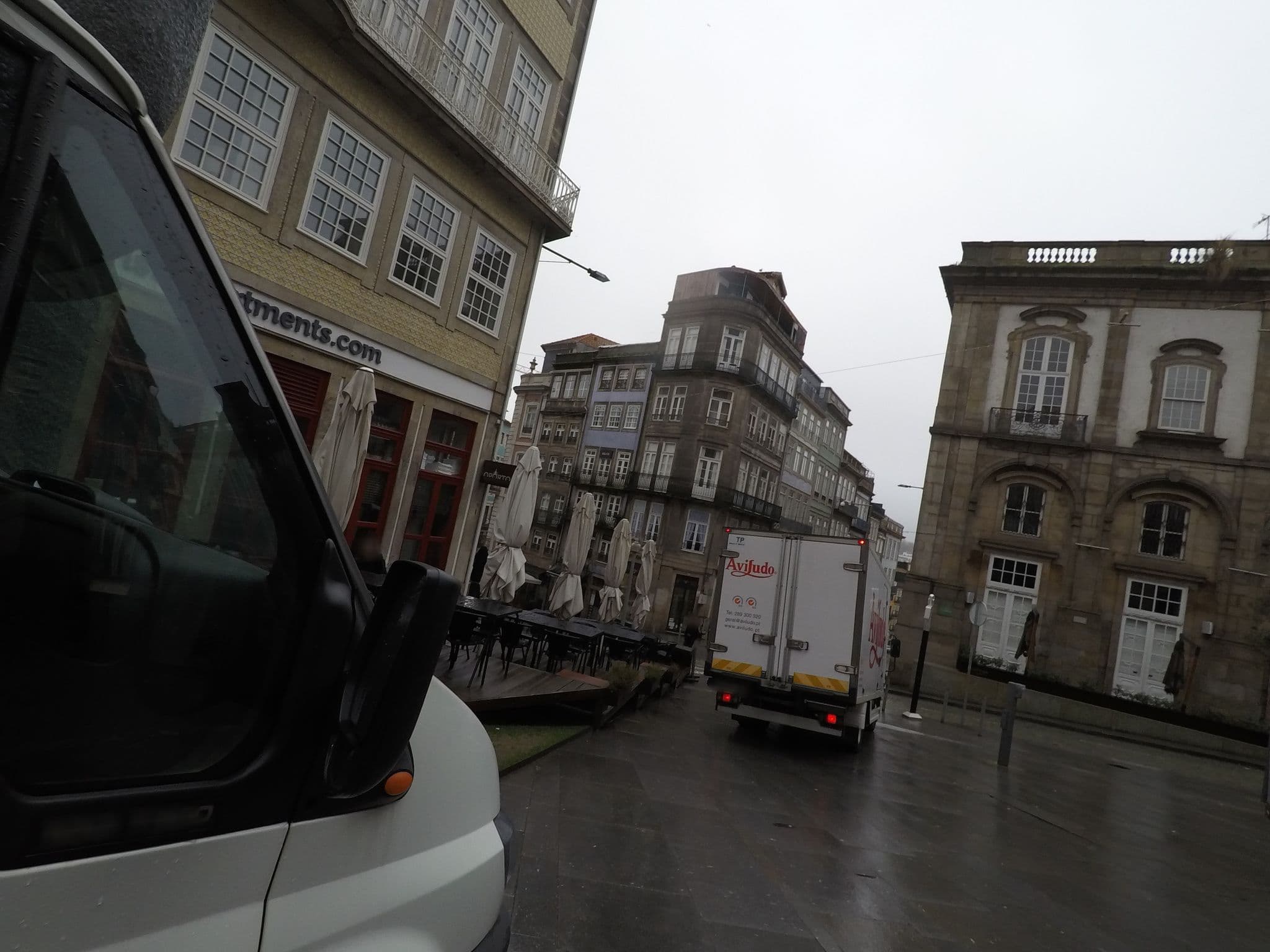 Street view near São Domingos Flowers Apartments, Porto — © nunocaldeira (CC BY-SA · Mapillary)