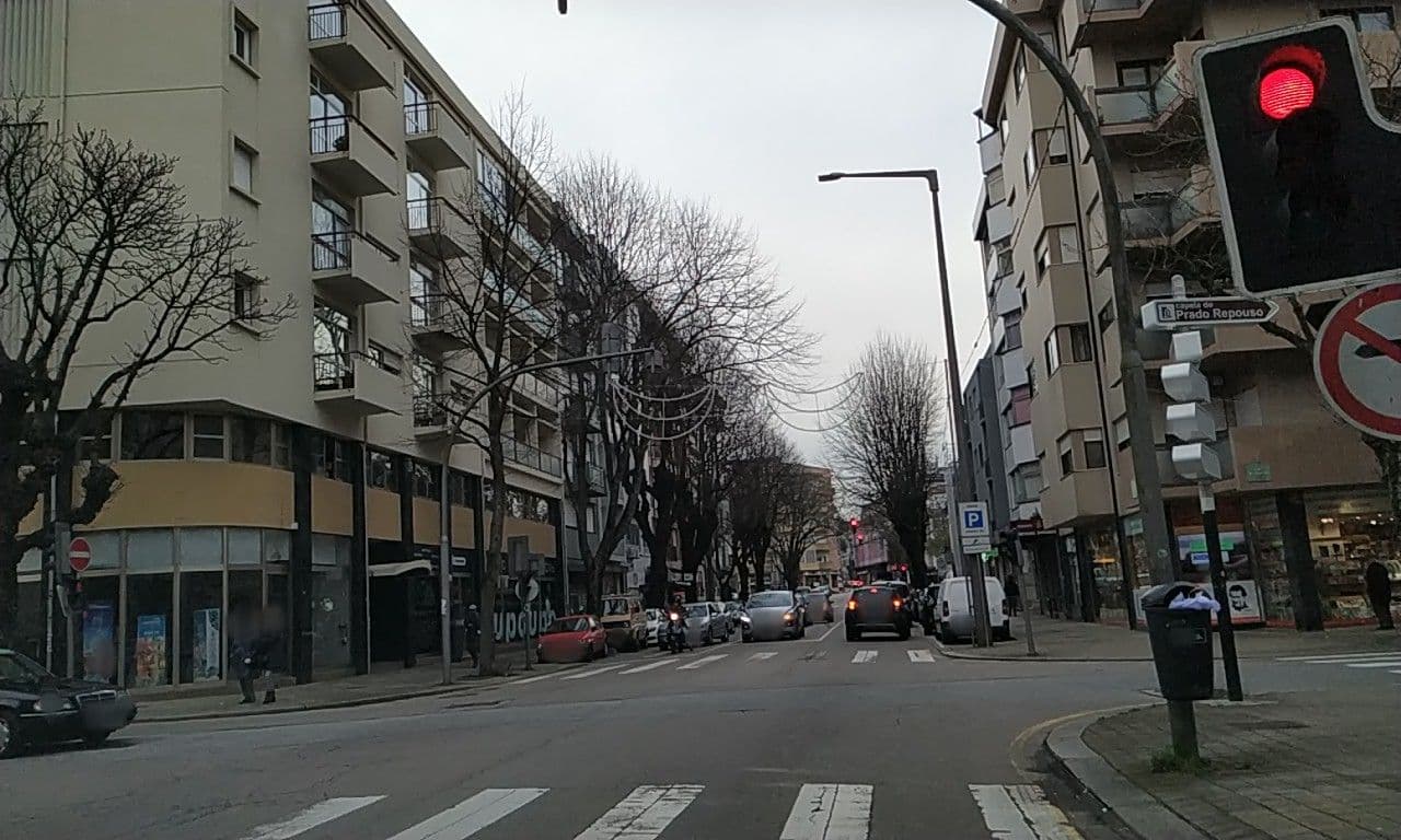 Street view near Pensão Mirandesa, Porto — © sanjorgepinho (CC BY-SA · Mapillary)