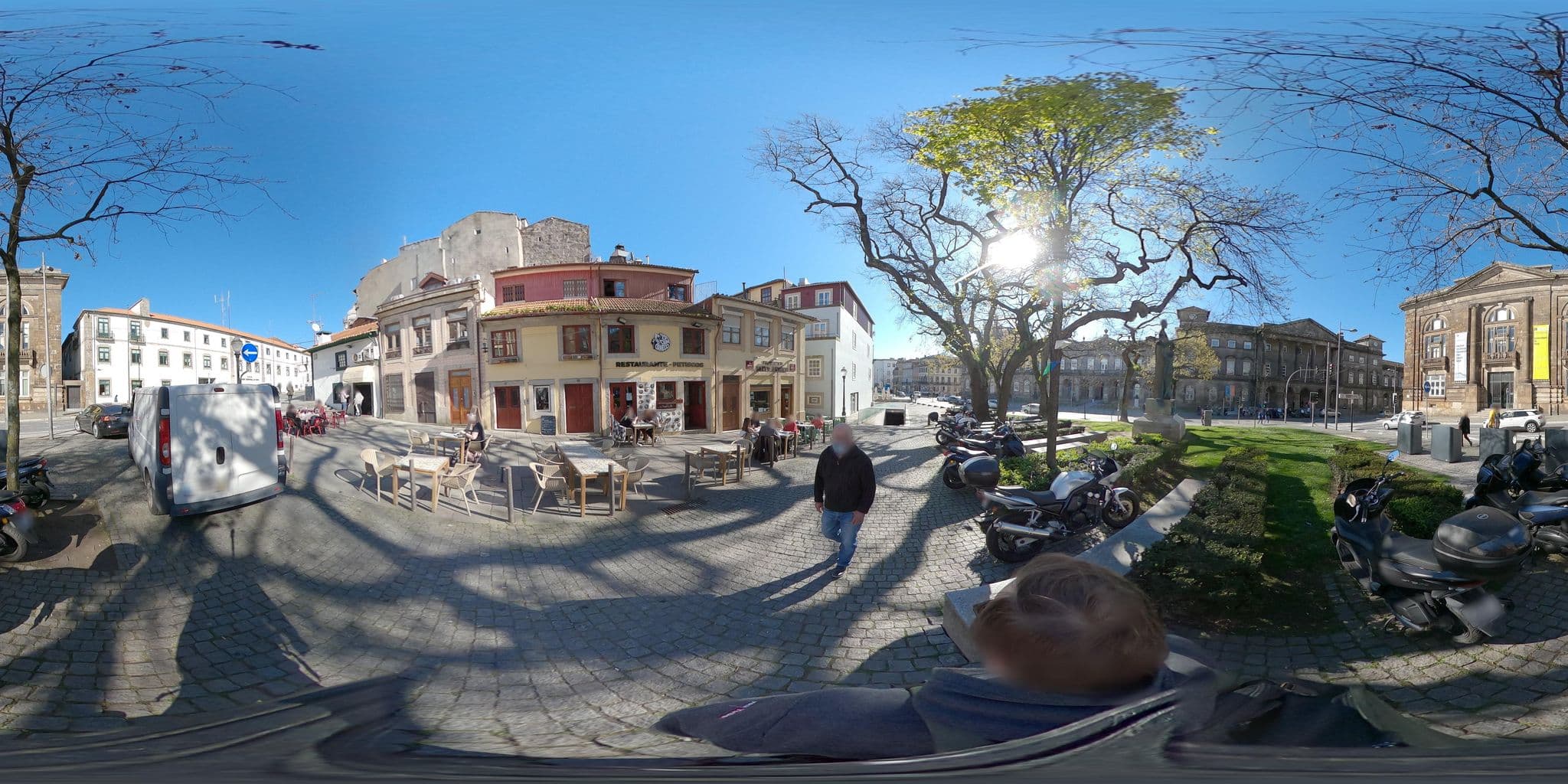 Street view near Estúdios Carmo, Porto — © skfd (CC BY-SA · Mapillary)