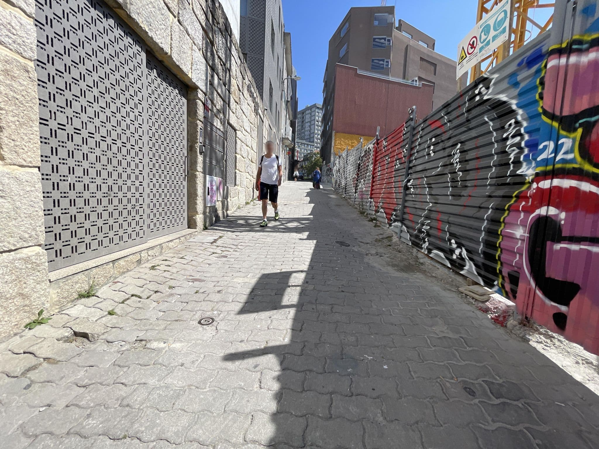 Street view near PortoSoul Trindade, Porto — © egorka (CC BY-SA · Mapillary)
