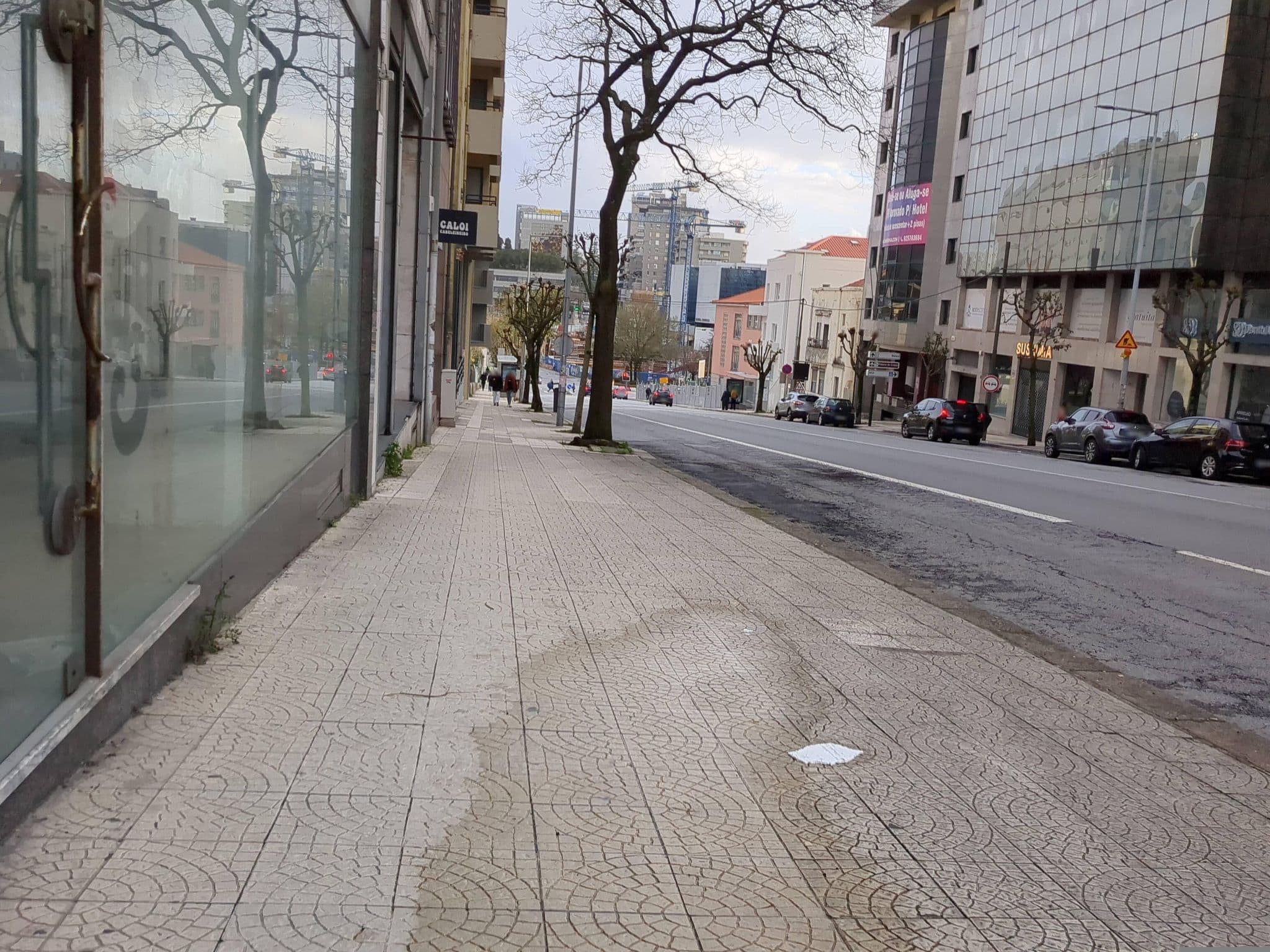 Street view near Three Houses, Massarelos — © egorka (CC BY-SA · Mapillary)