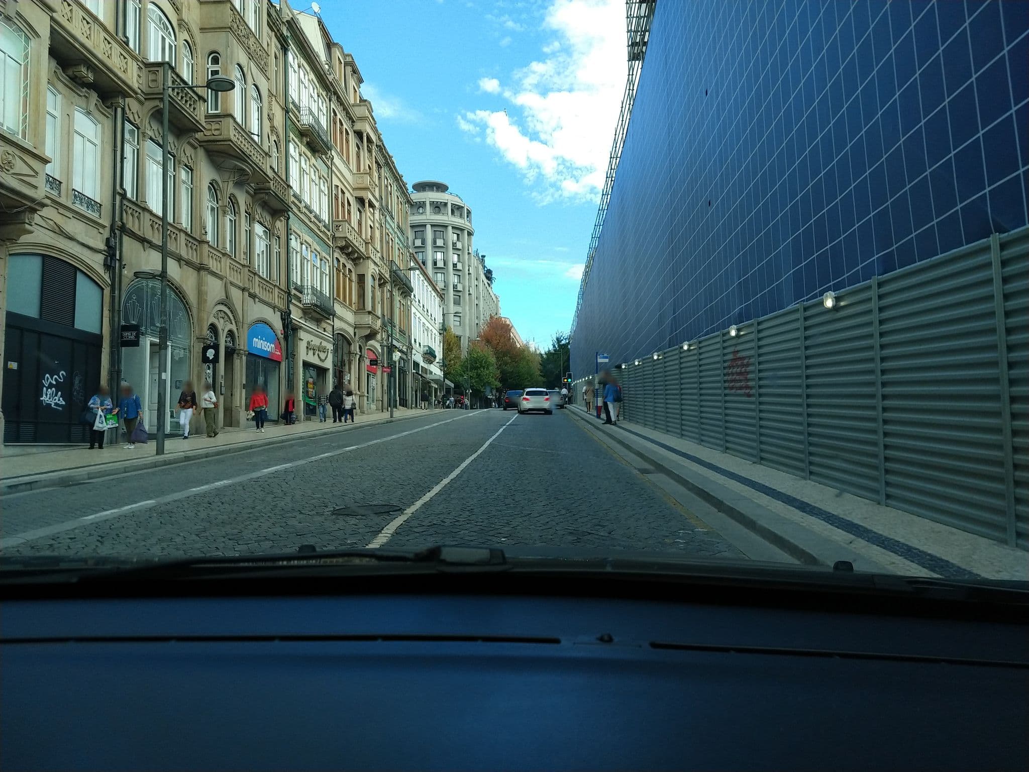 Street view near Portas Do Bulhão, Porto — © asimonelli (CC BY-SA · Mapillary)