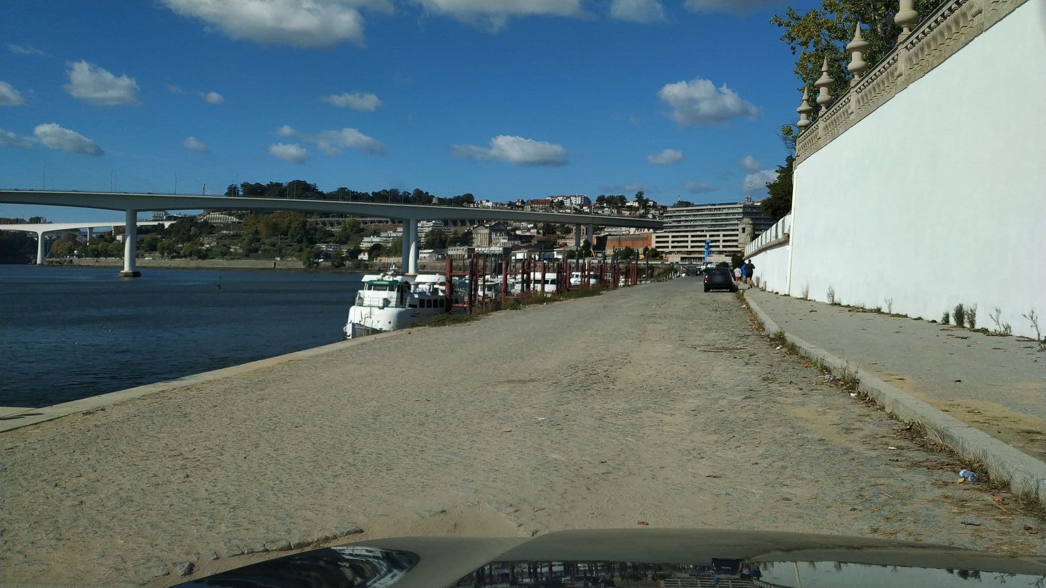 Street view near Sala dos Espelhos, Azevedo — © sanjorgepinho (CC BY-SA · Mapillary)
