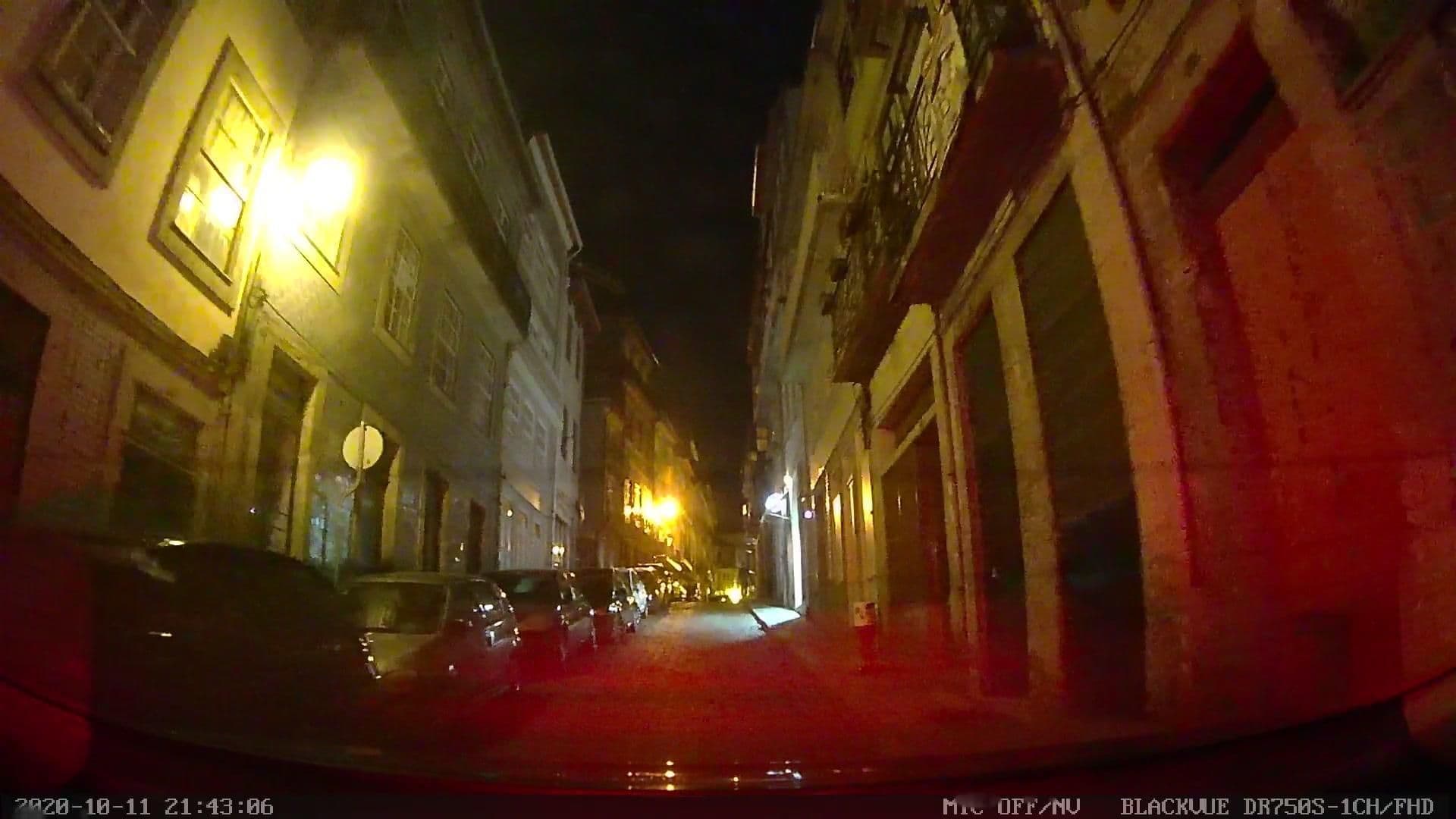 Street view near Home @ Porto Clérigos Apartment, Porto — © sanjorgepinho (CC BY-SA · Mapillary)
