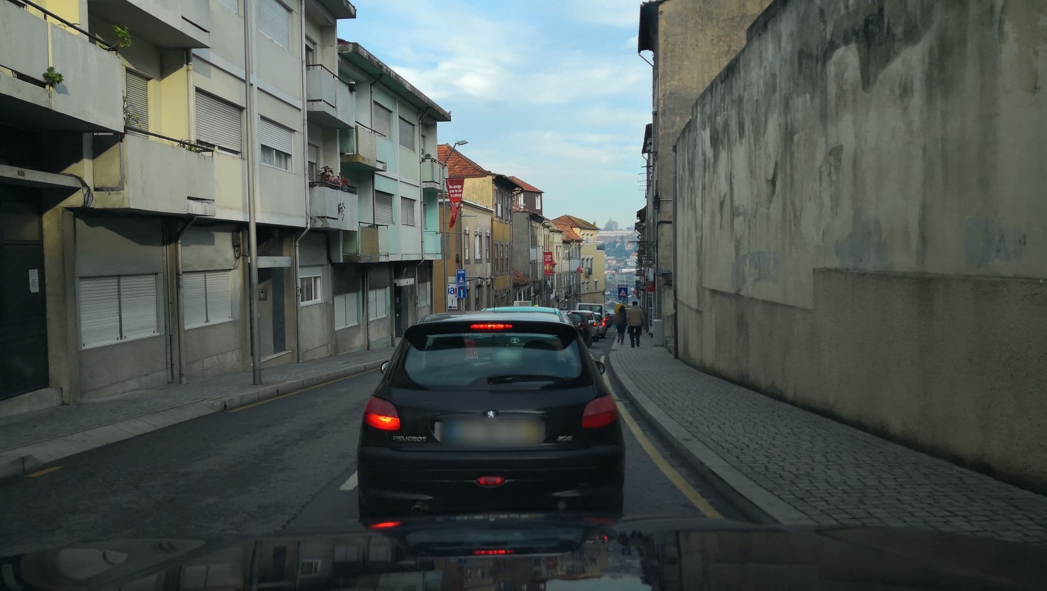 Street view near Hostel Cruz Vermelha, Vila Nova de Gaia — © sanjorgepinho (CC BY-SA · Mapillary)