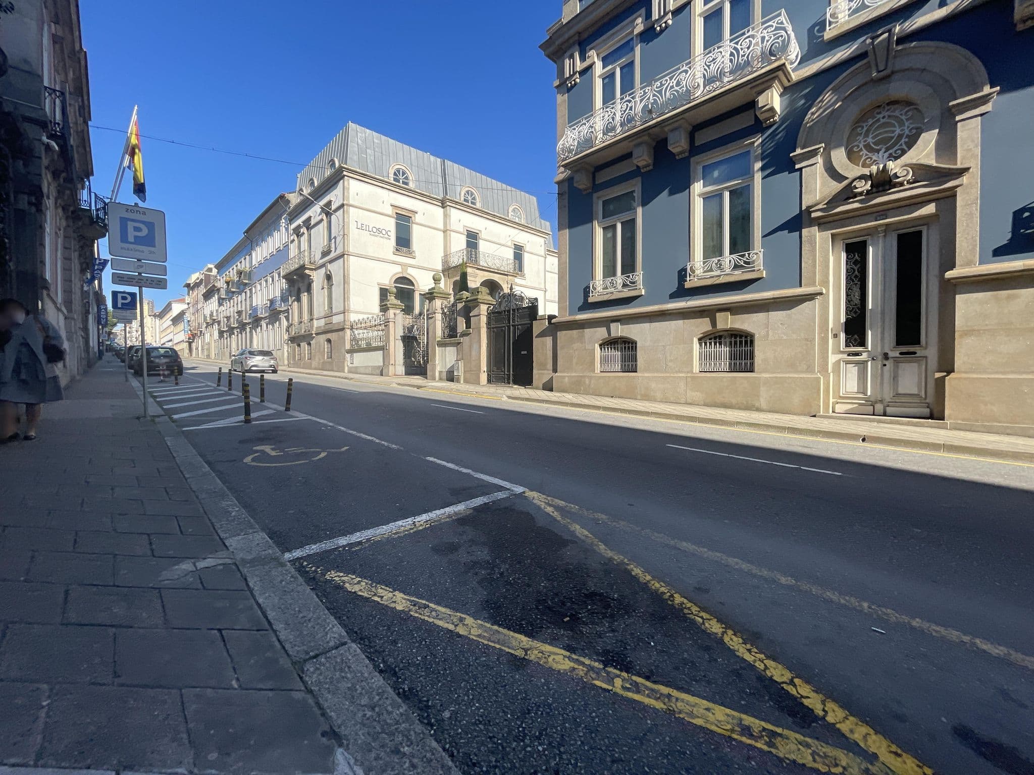 Street view near 벨라포르투, Porto — © egorka (CC BY-SA · Mapillary)