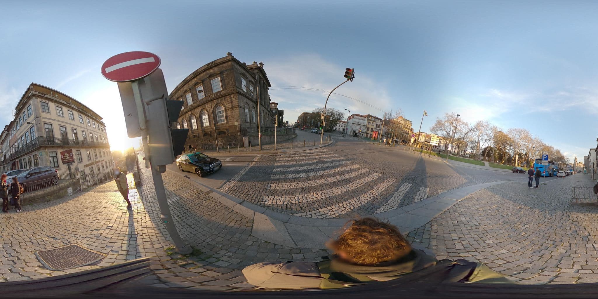 Street view near Tripas-Coração, Cordoaria River or Garden View, Porto — © skfd (CC BY-SA · Mapillary)