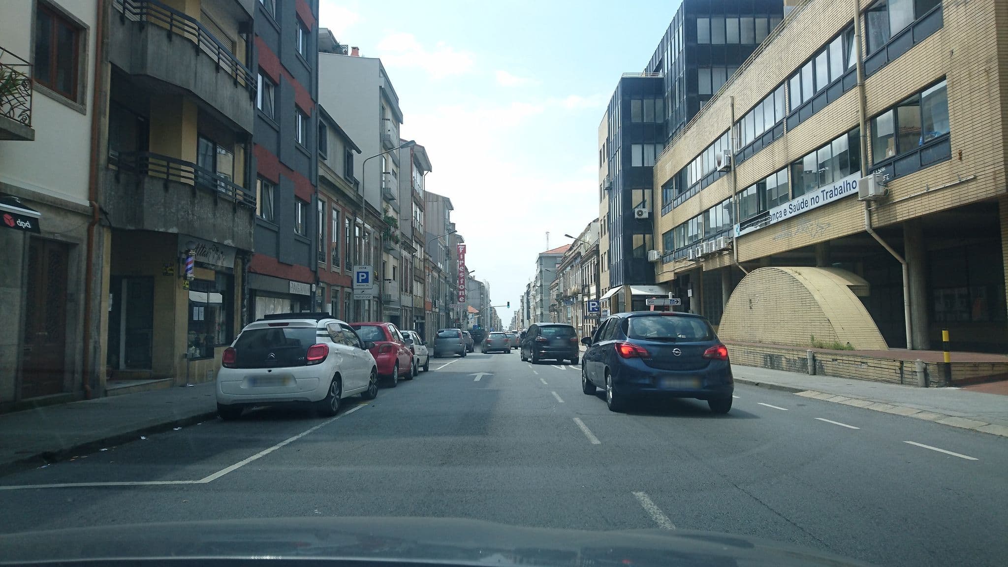 Street view near Lounge inn hostel, Porto, Ameal — © labrarite (CC BY-SA · Mapillary)