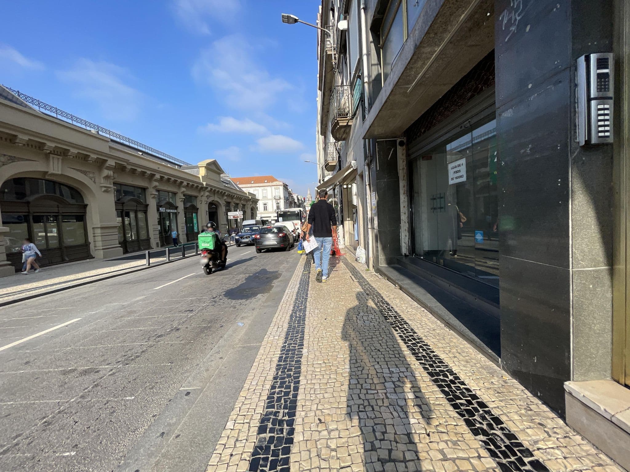 Street view near Apartment Bolhao Market By Sweet Porto, Porto — © egorka (CC BY-SA · Mapillary)