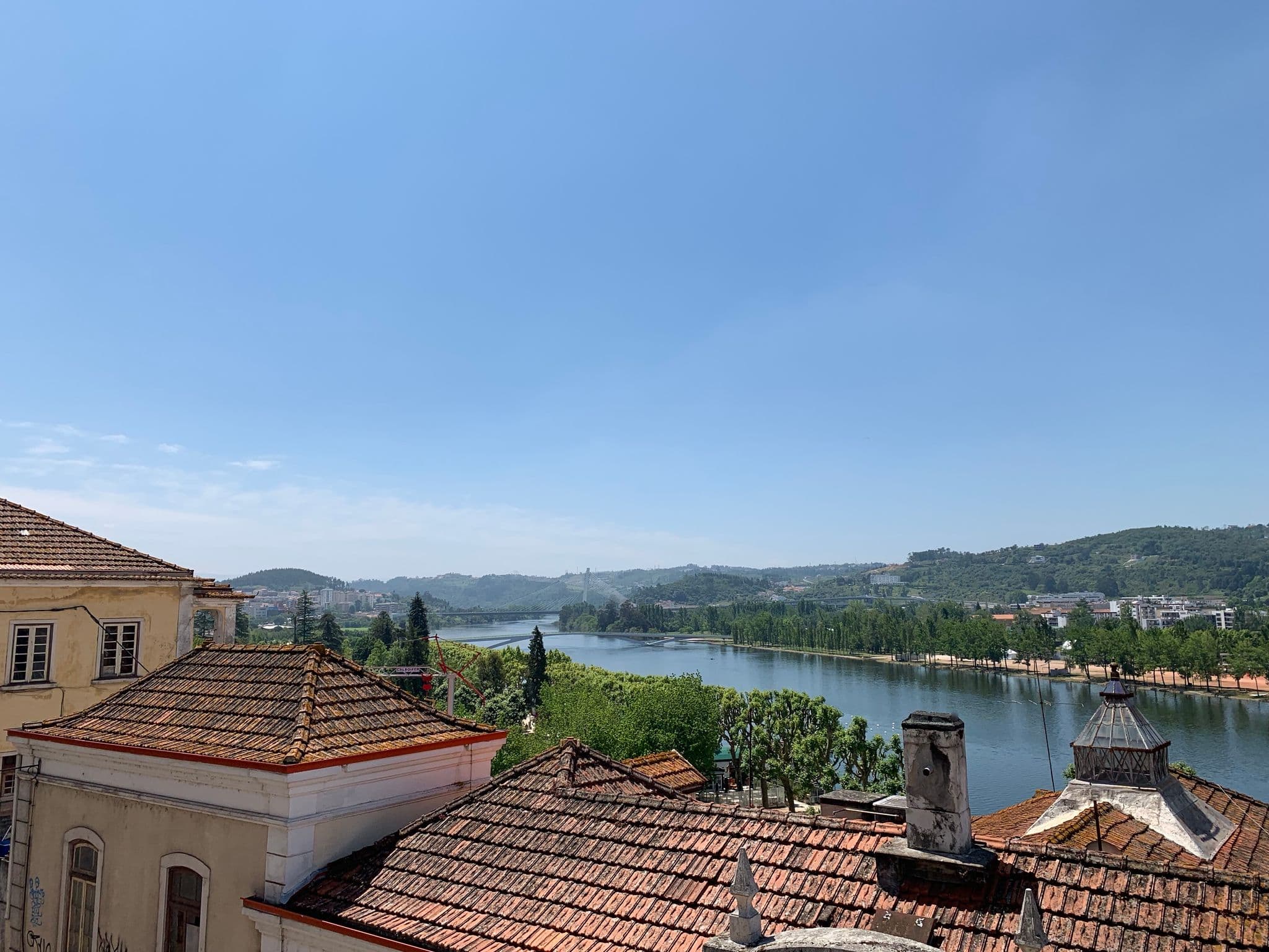 Street view near Casas Da Alegria, Coimbra — © egorka (CC BY-SA · Mapillary)