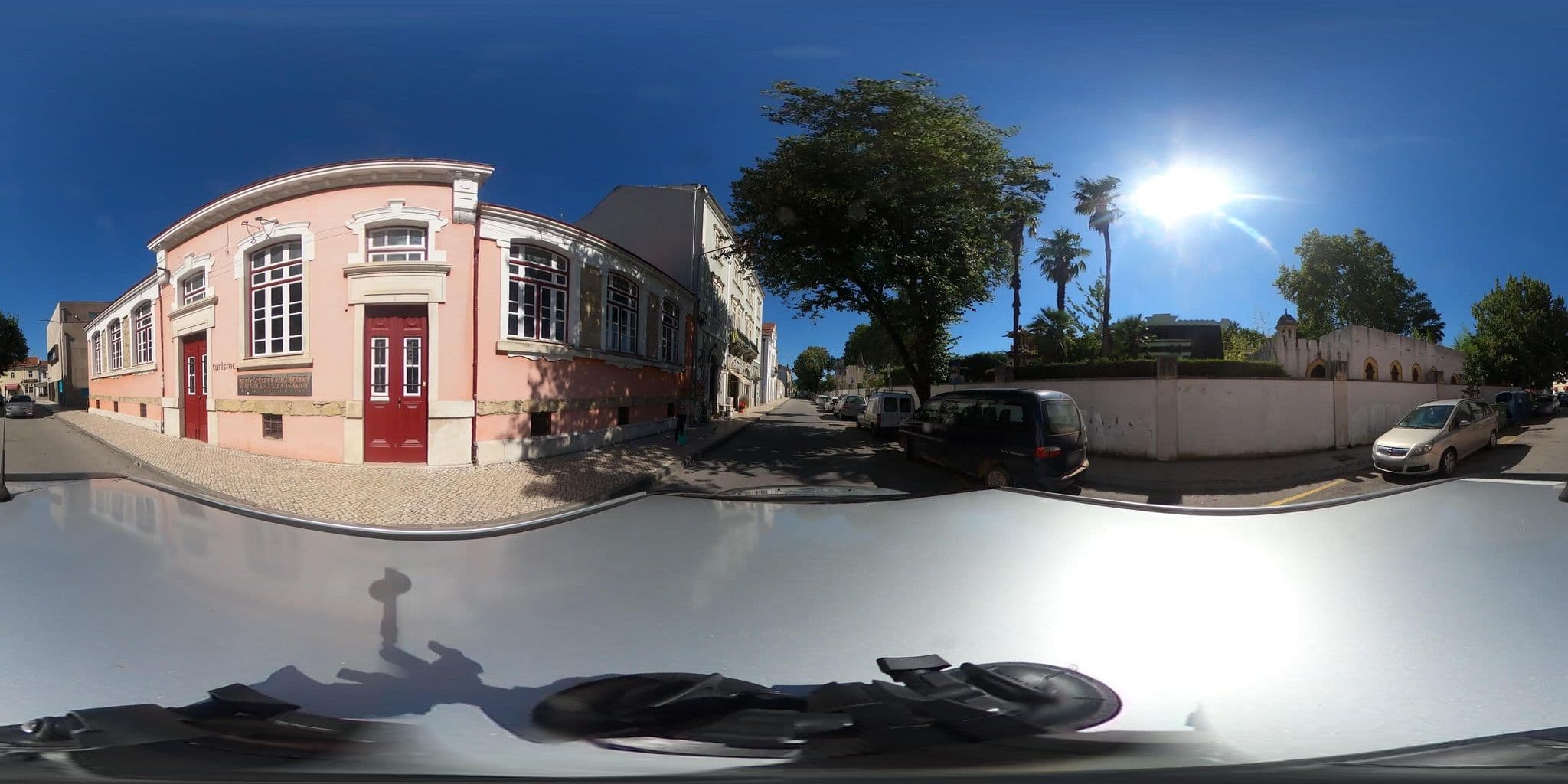 Street view near Quarto & Pasta Guesthouse, Santa Clara — © waldyrious (CC BY-SA · Mapillary)