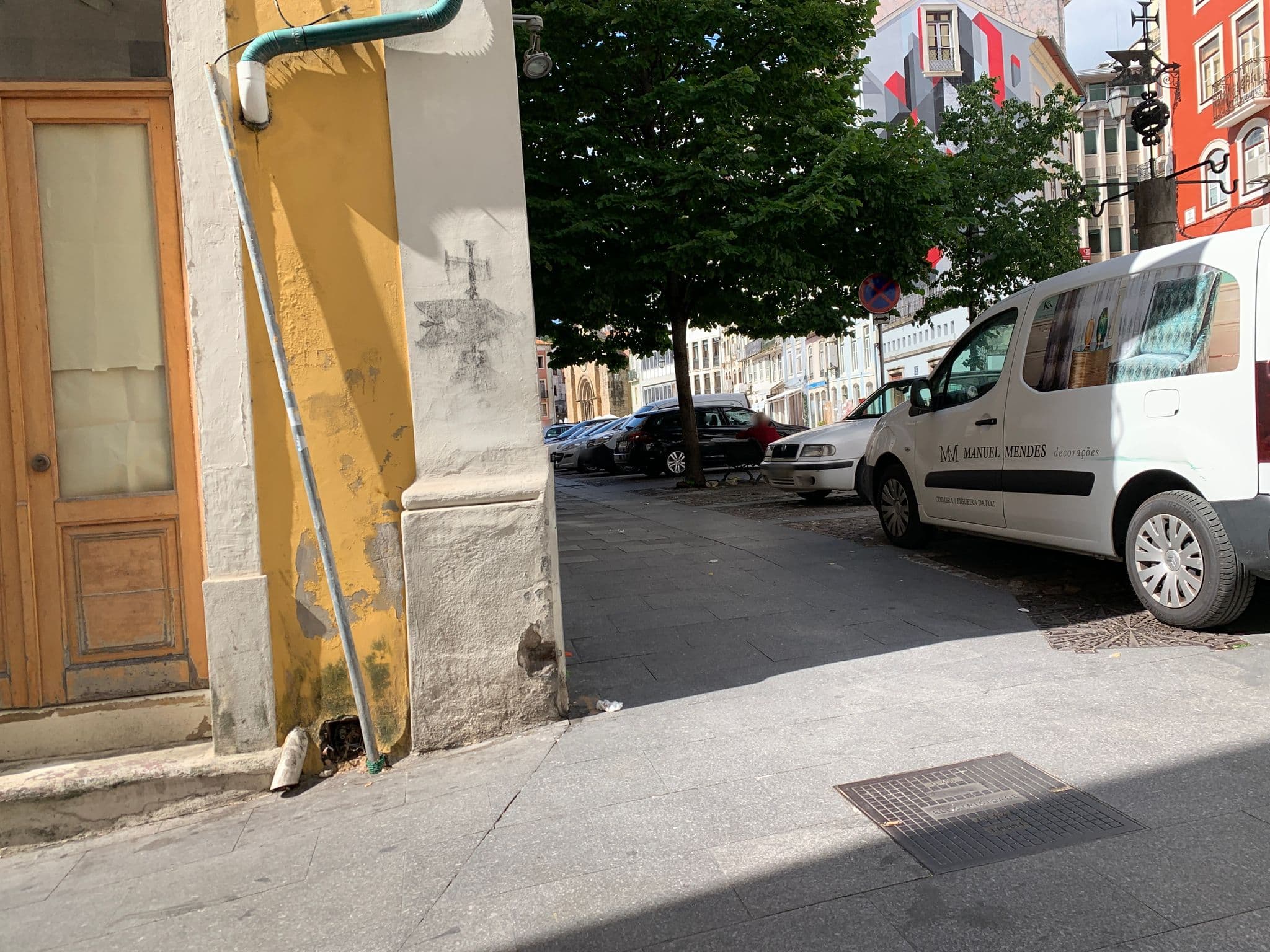 Street view near Veronika, Coimbra — © egorka (CC BY-SA · Mapillary)