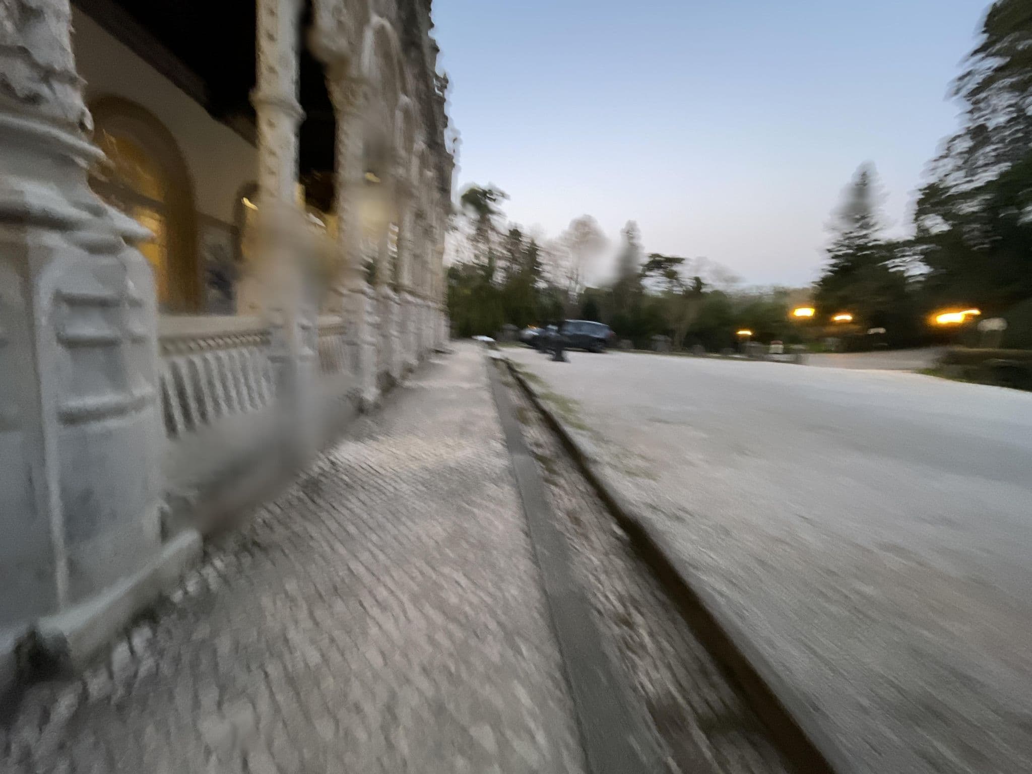 Street view near Palace Hotel do Bussaco, Luso — © egorka (CC BY-SA · Mapillary)