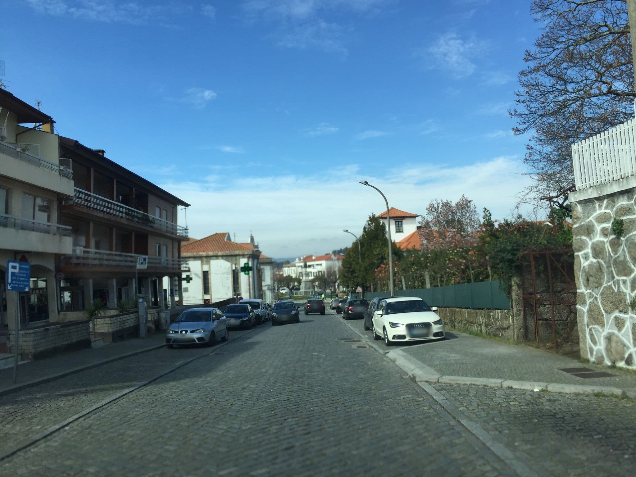 Street view near Flower Residence, Alpendurada — © ptmap (CC BY-SA · Mapillary)