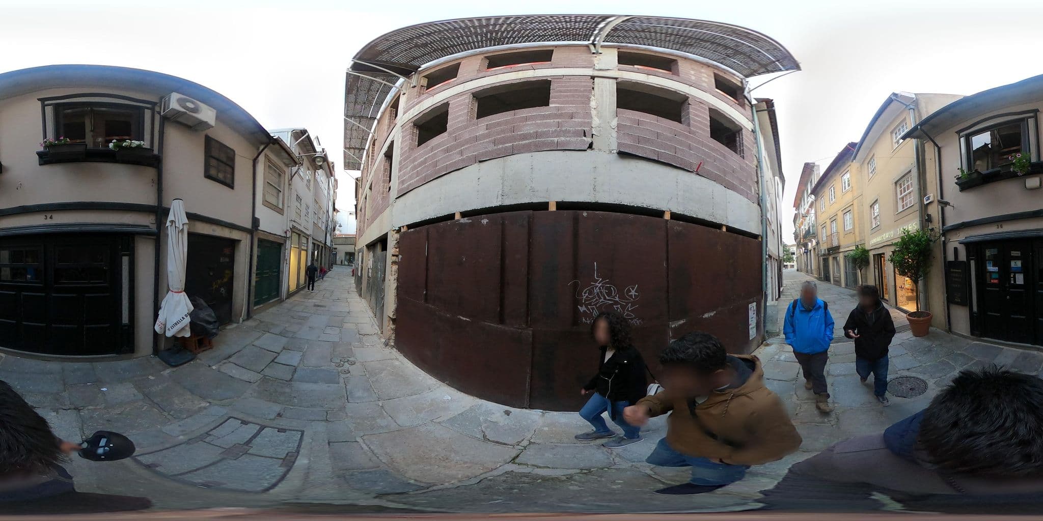 Street view near Pateo De Janes, Braga — © waldyrious (CC BY-SA · Mapillary)
