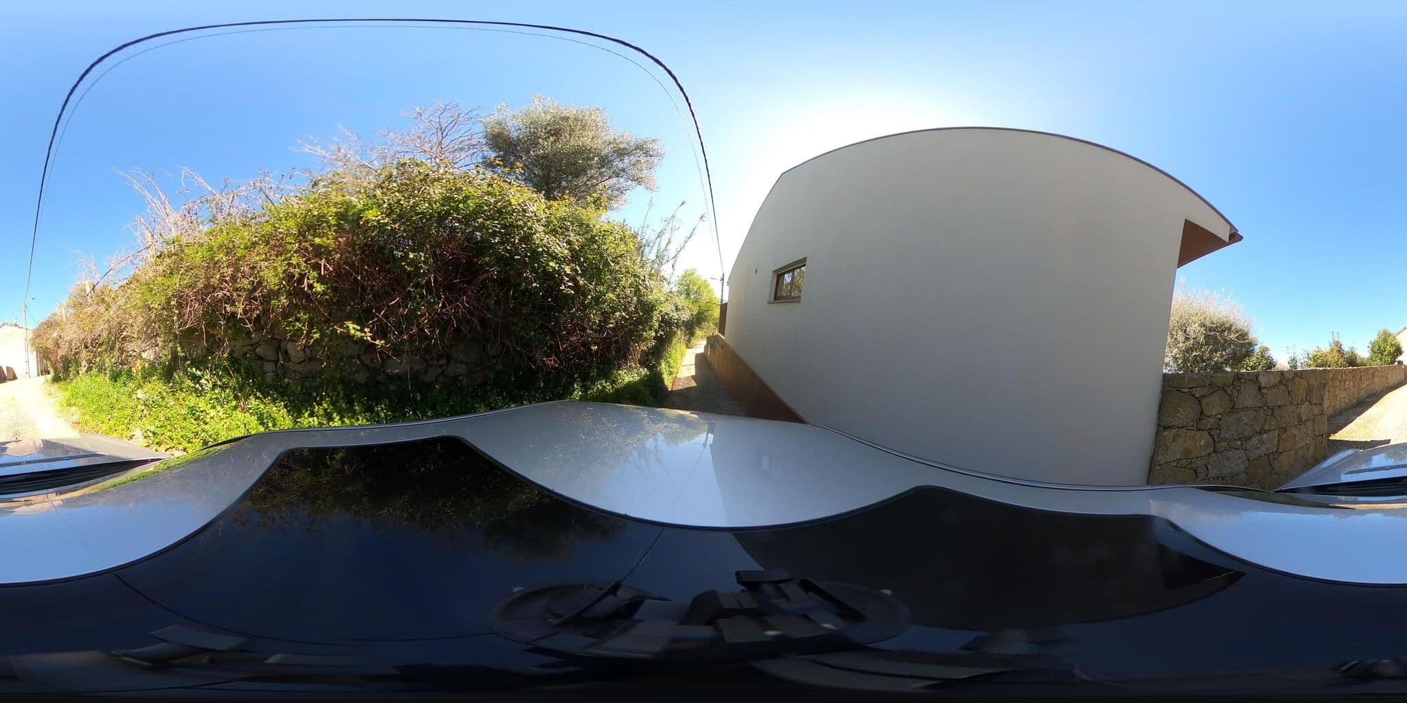 Street view near Casa d' Almeidas, Rendufe — © apires (CC BY-SA · Mapillary)