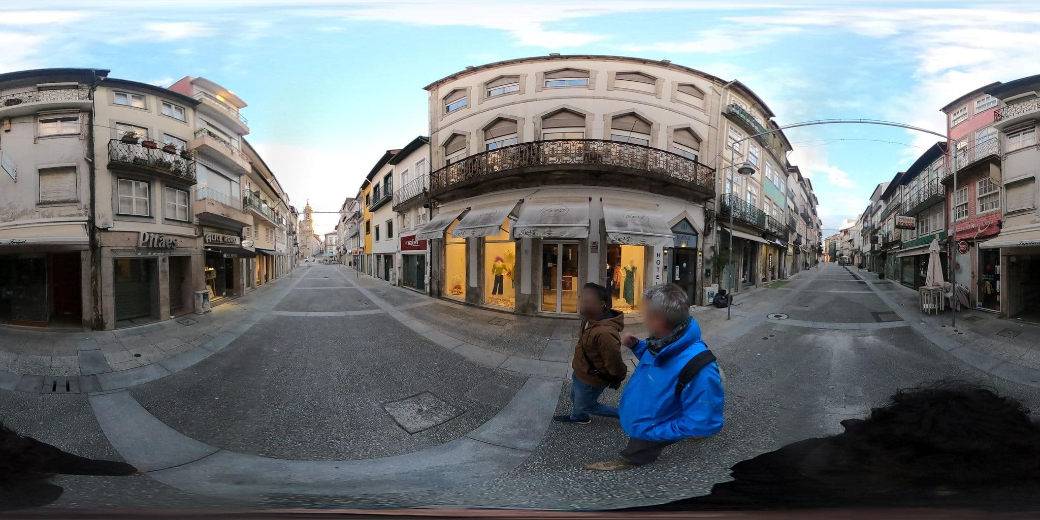 Street view near BRAGA TRUTHOTEL, Braga — © waldyrious (CC BY-SA · Mapillary)