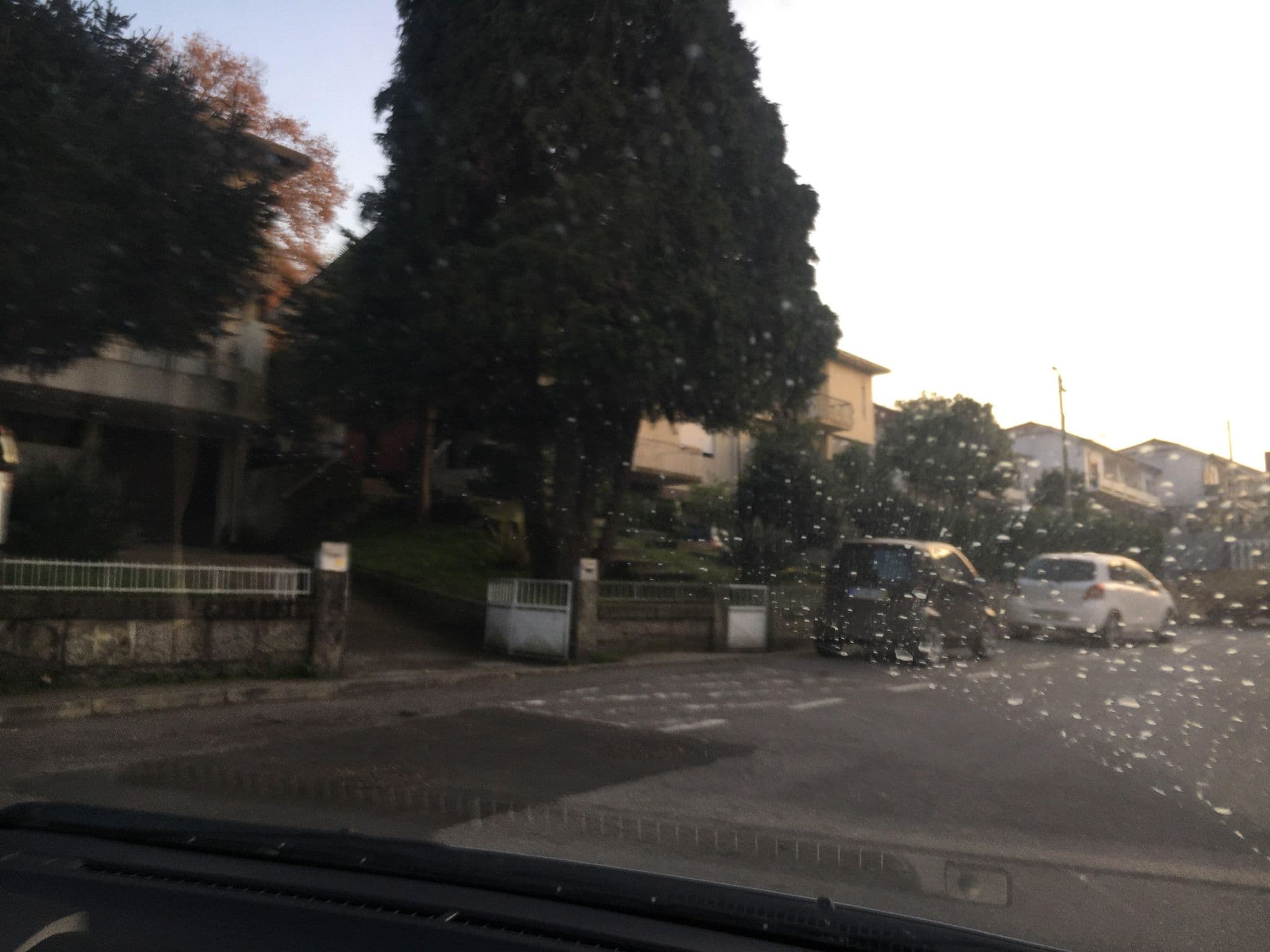 Street view near Boutique Senhorial De Guimarães, Guimarães — © sanjorgepinho (CC BY-SA · Mapillary)