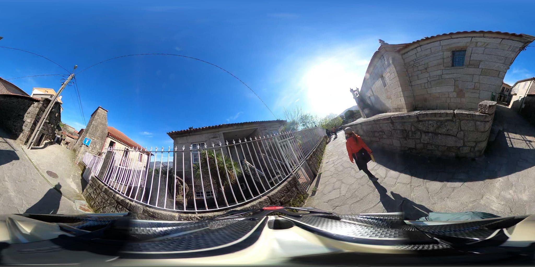Street view near Casa da Ribo, Mozelos — © o_andras (CC BY-SA · Mapillary)