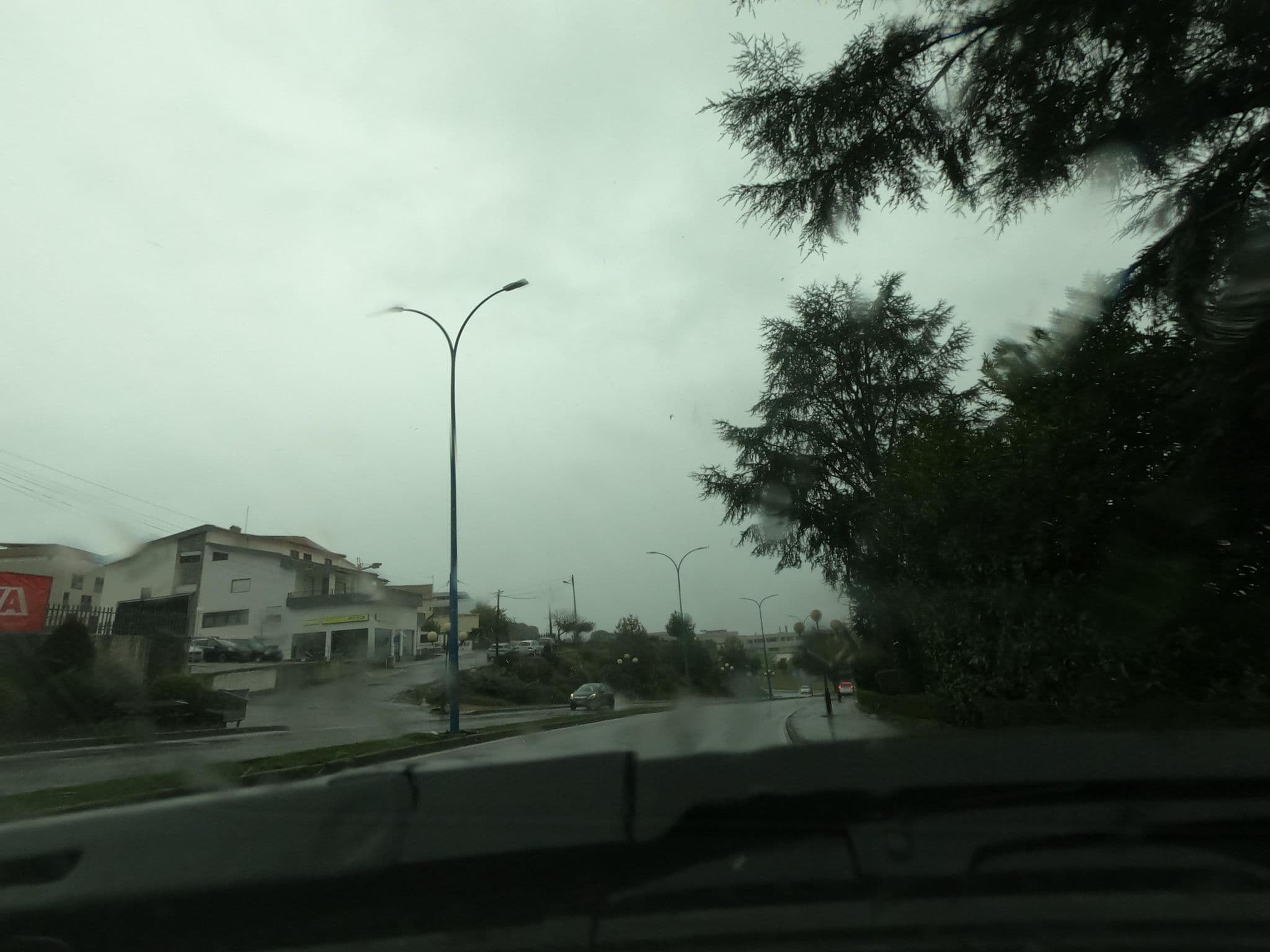 Street view near Puralã, Covilhã — © filohipo (CC BY-SA · Mapillary)