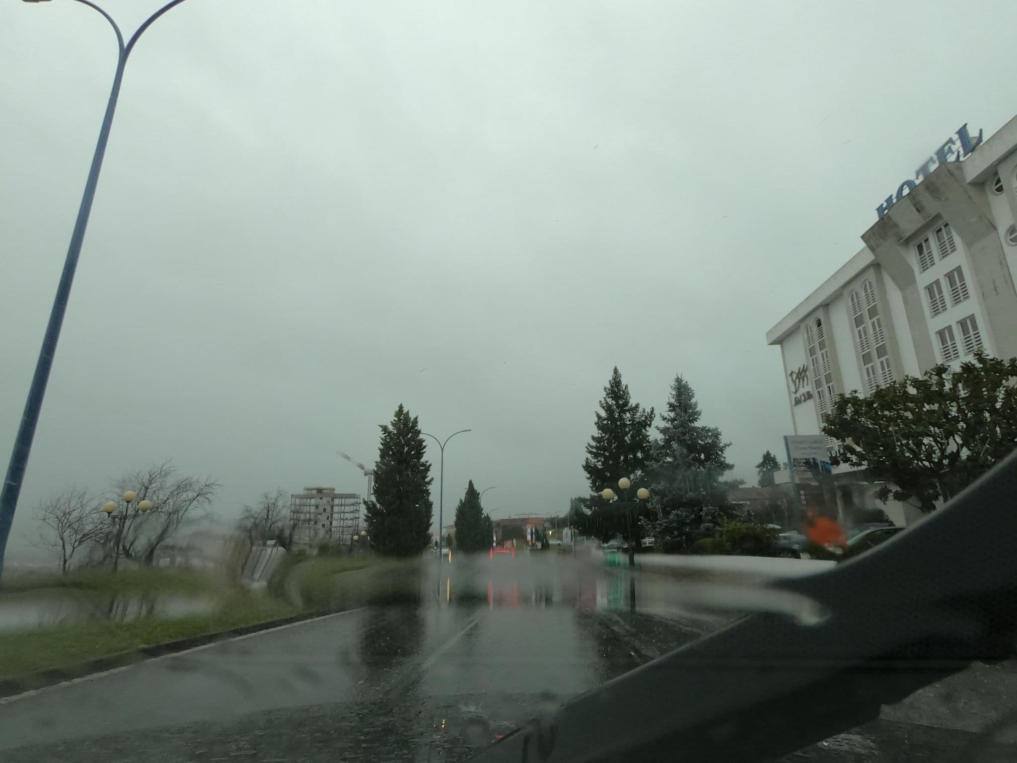 Street view near TRYP Covilhã D. Maria, Covilhã — © filohipo (CC BY-SA · Mapillary)