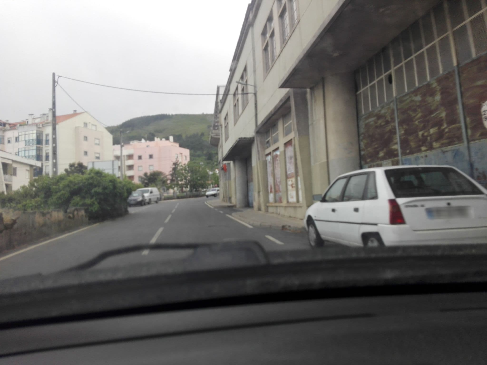 Street view near Fundão Palace Hotel, Fundão — © carvalho3d (CC BY-SA · Mapillary)