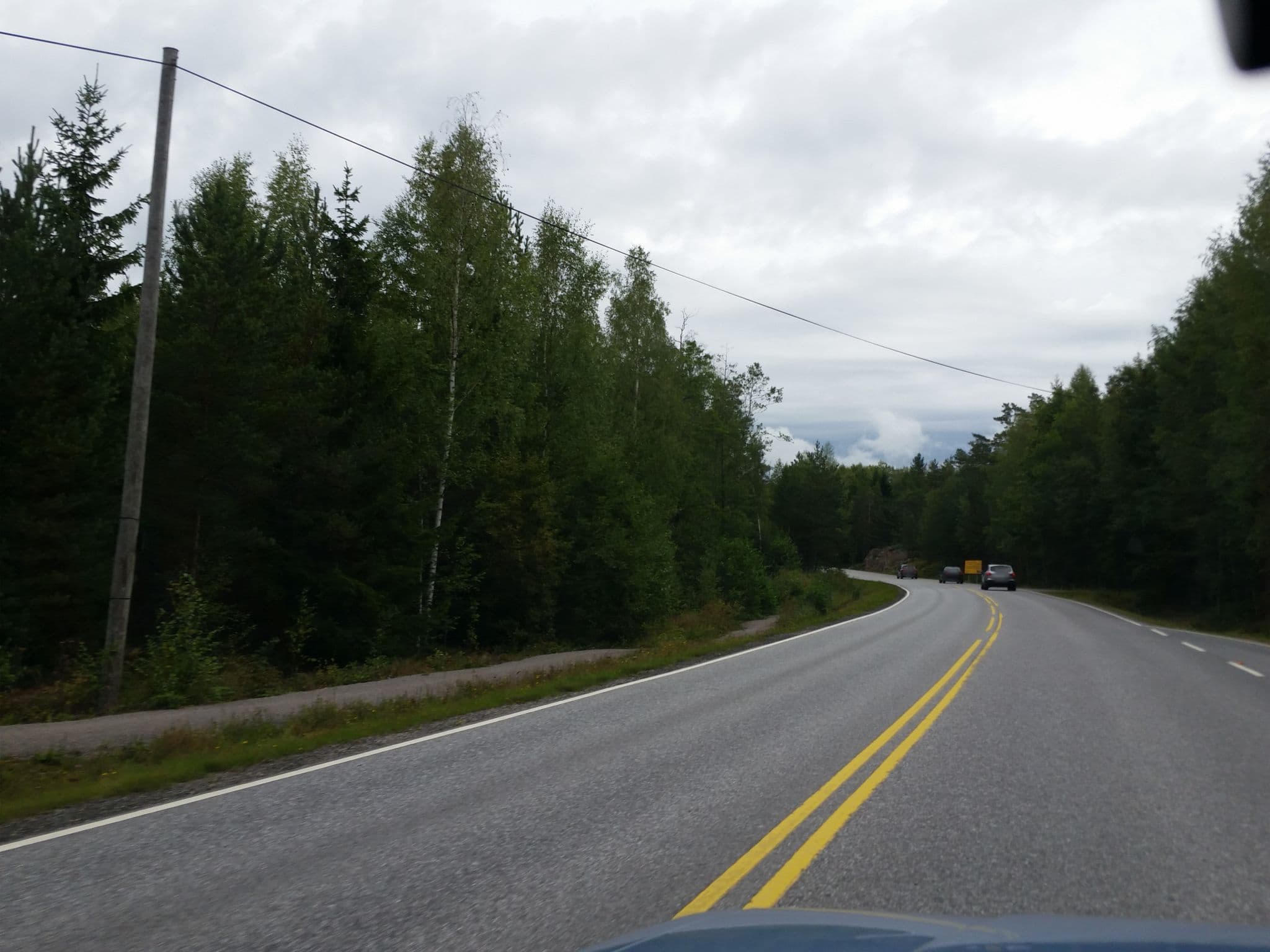 Street view near Färjkön😒, Väståboland — © jaakkoh (CC BY-SA · Mapillary)
