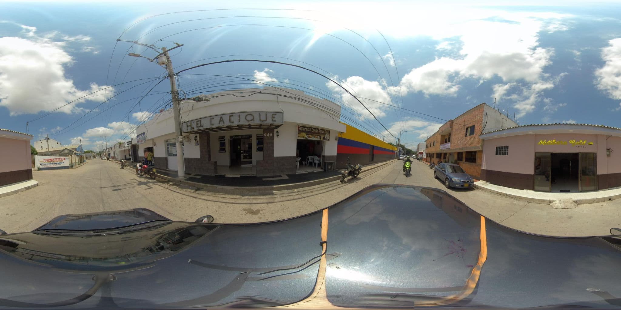 Street view near Hostal el Cacique, Valledupar — © ramosgluis (CC BY-SA · Mapillary)