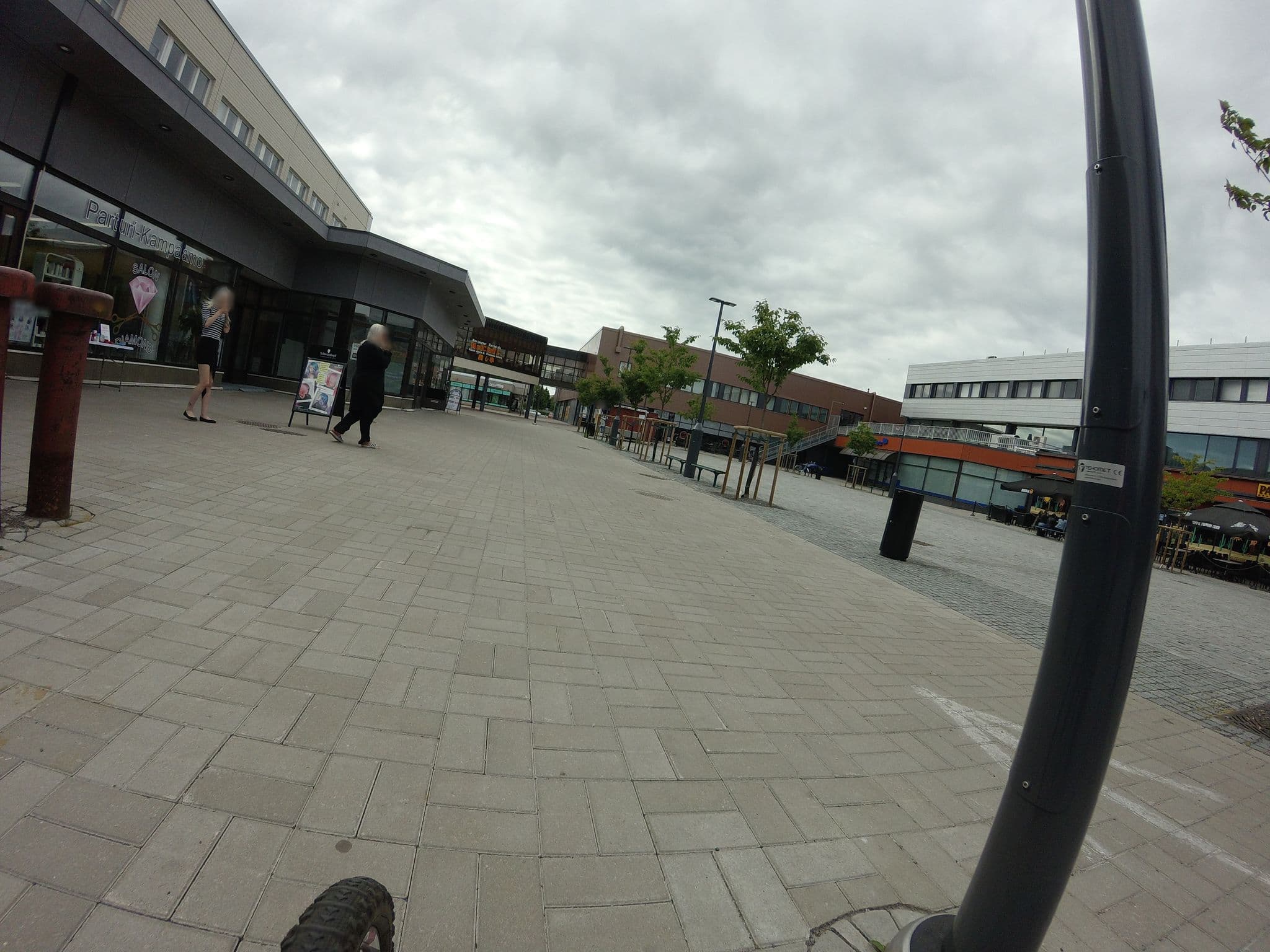 Street view near Hotelli Loimu, Raisio — © pussihukka (CC BY-SA · Mapillary)
