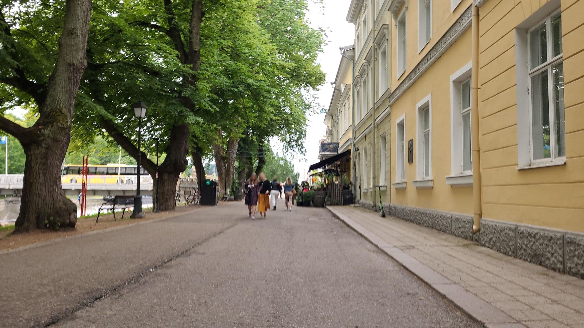 Street view near vain Eetun sänky, Turku — © jopparn (CC BY-SA · Mapillary)