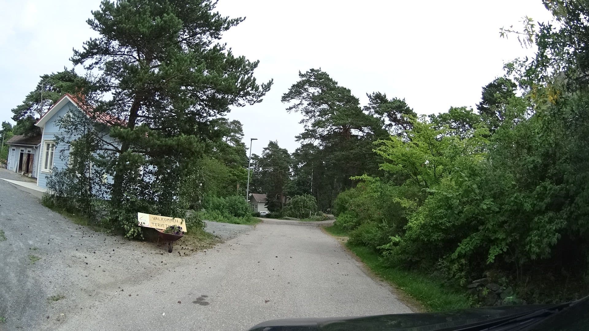 Street view near Villa Ilmatar, Hanko — © kino (CC BY-SA · Mapillary)