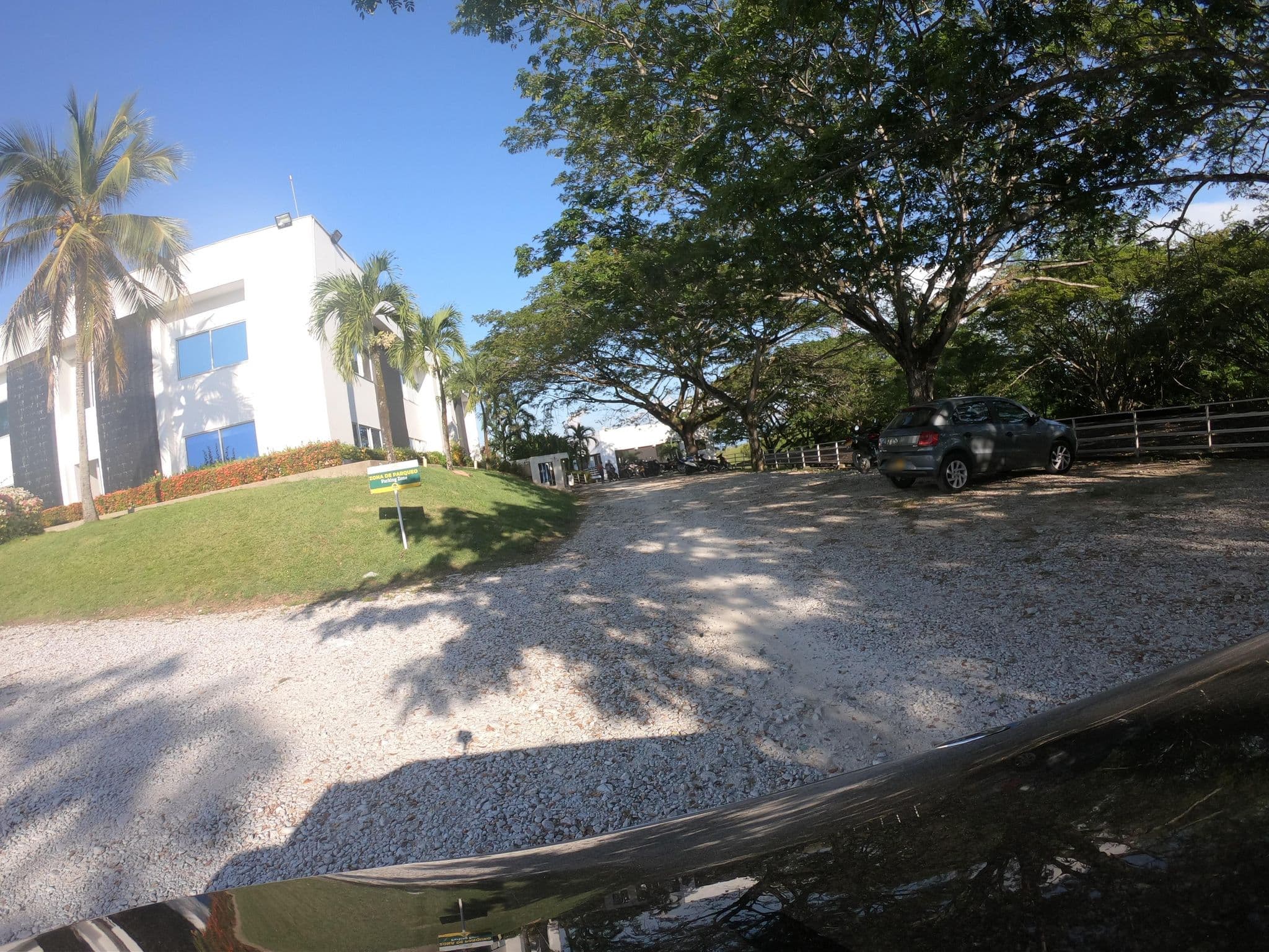 Street view near Hotel La Colina, Puerto Triunfo — © angoca (CC BY-SA · Mapillary)