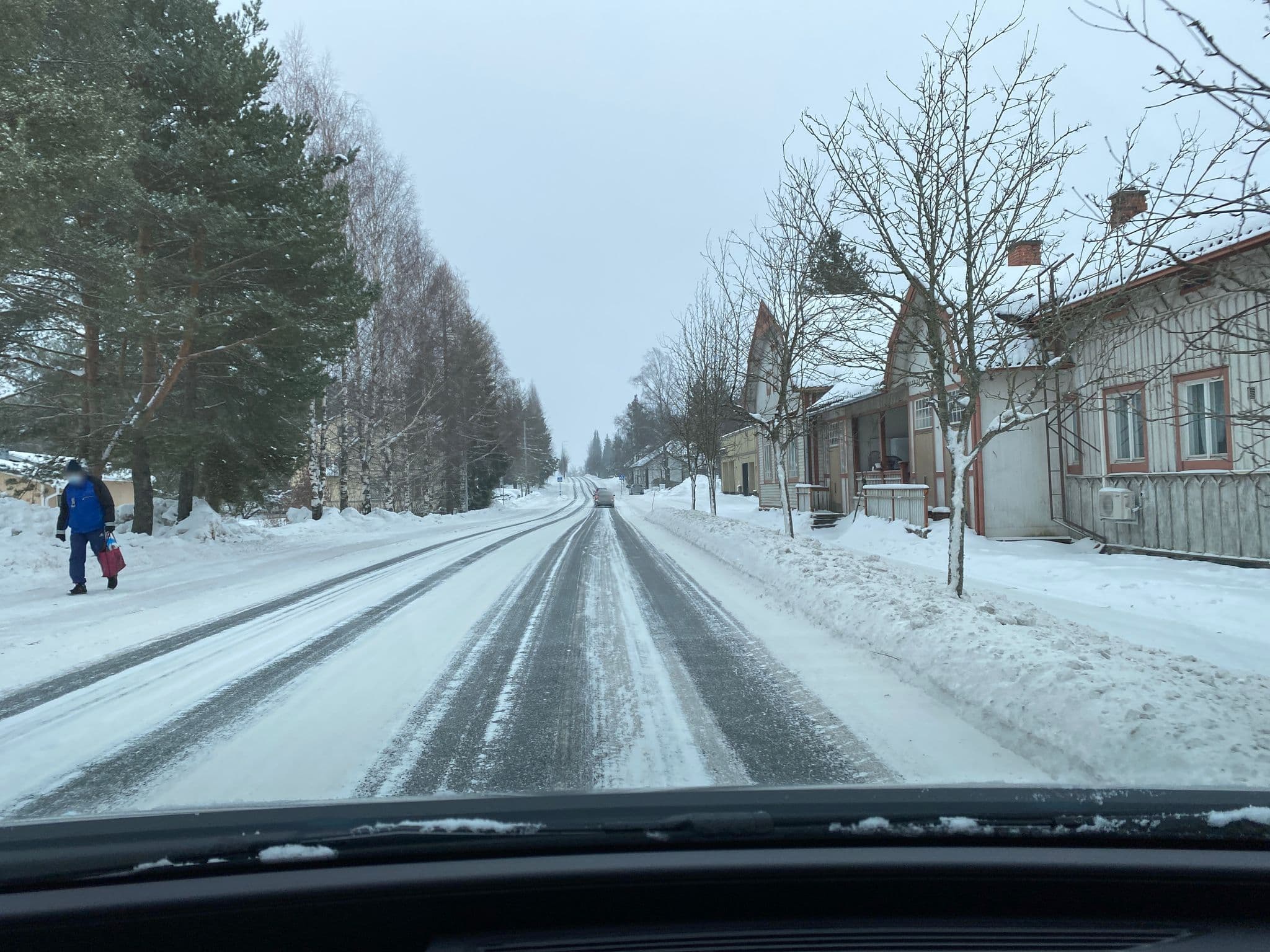 Street view near Koulutintti Oy, Punkalaidun — © tniemine (CC BY-SA · Mapillary)